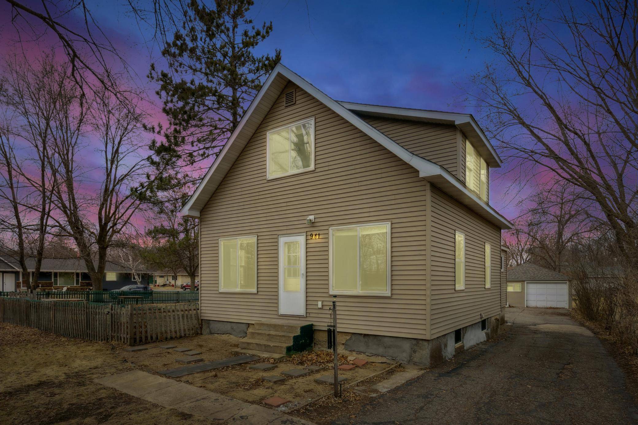 941 Railroad AVE, Albany, MN 56307
