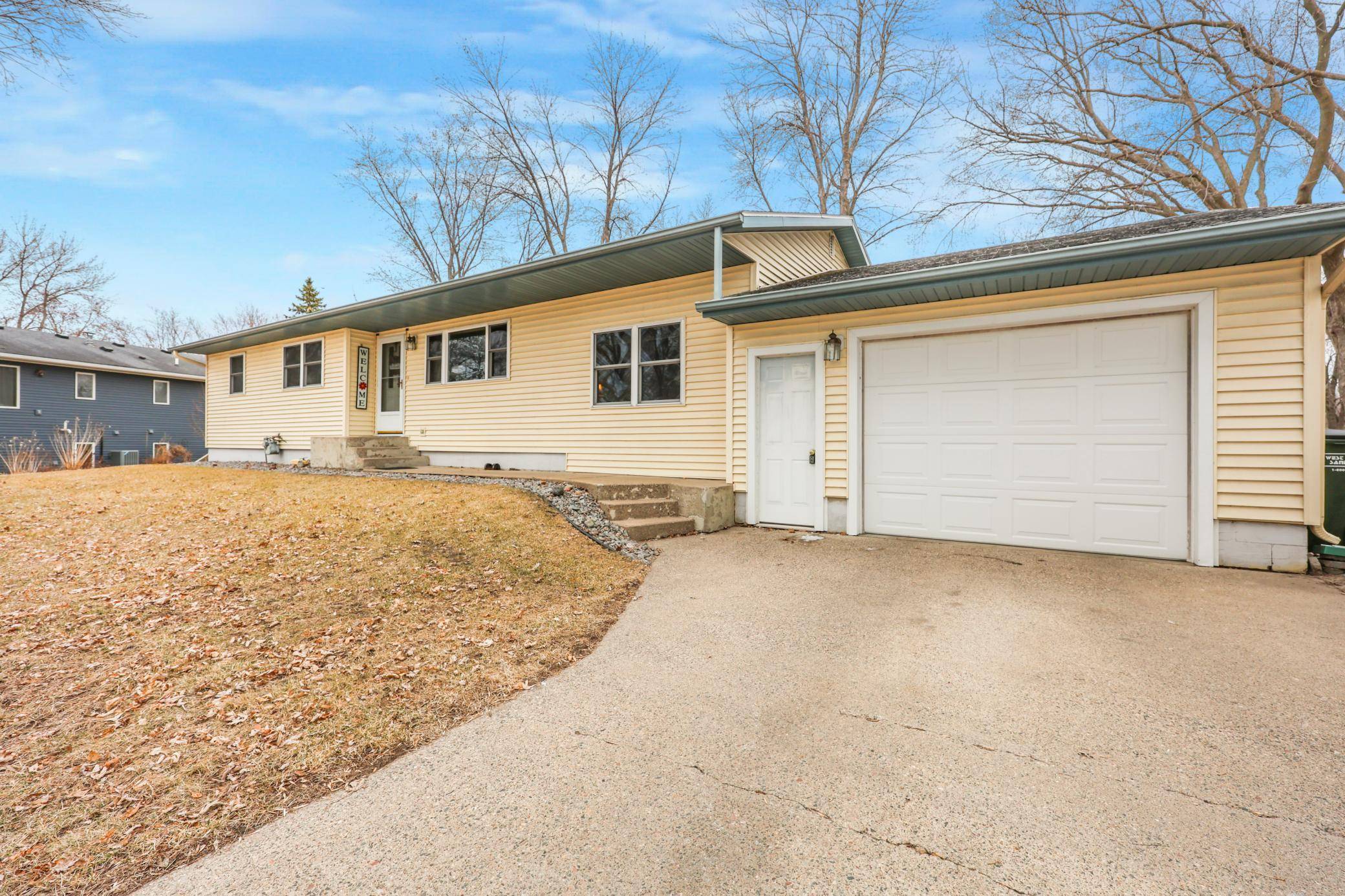 920 Hamlet DR N, Avon, MN 56310