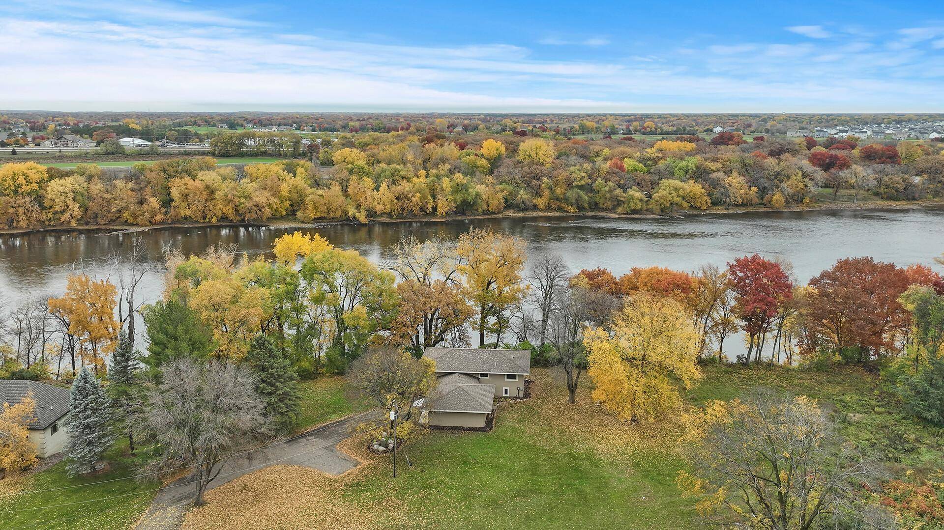 18141 Robinson CIR, Dayton, MN 55327