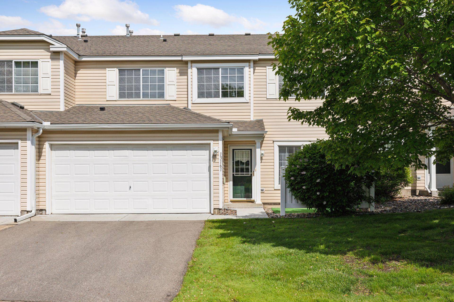 13161 Spencer Sweet Pea LN, Eden Prairie, MN 55347