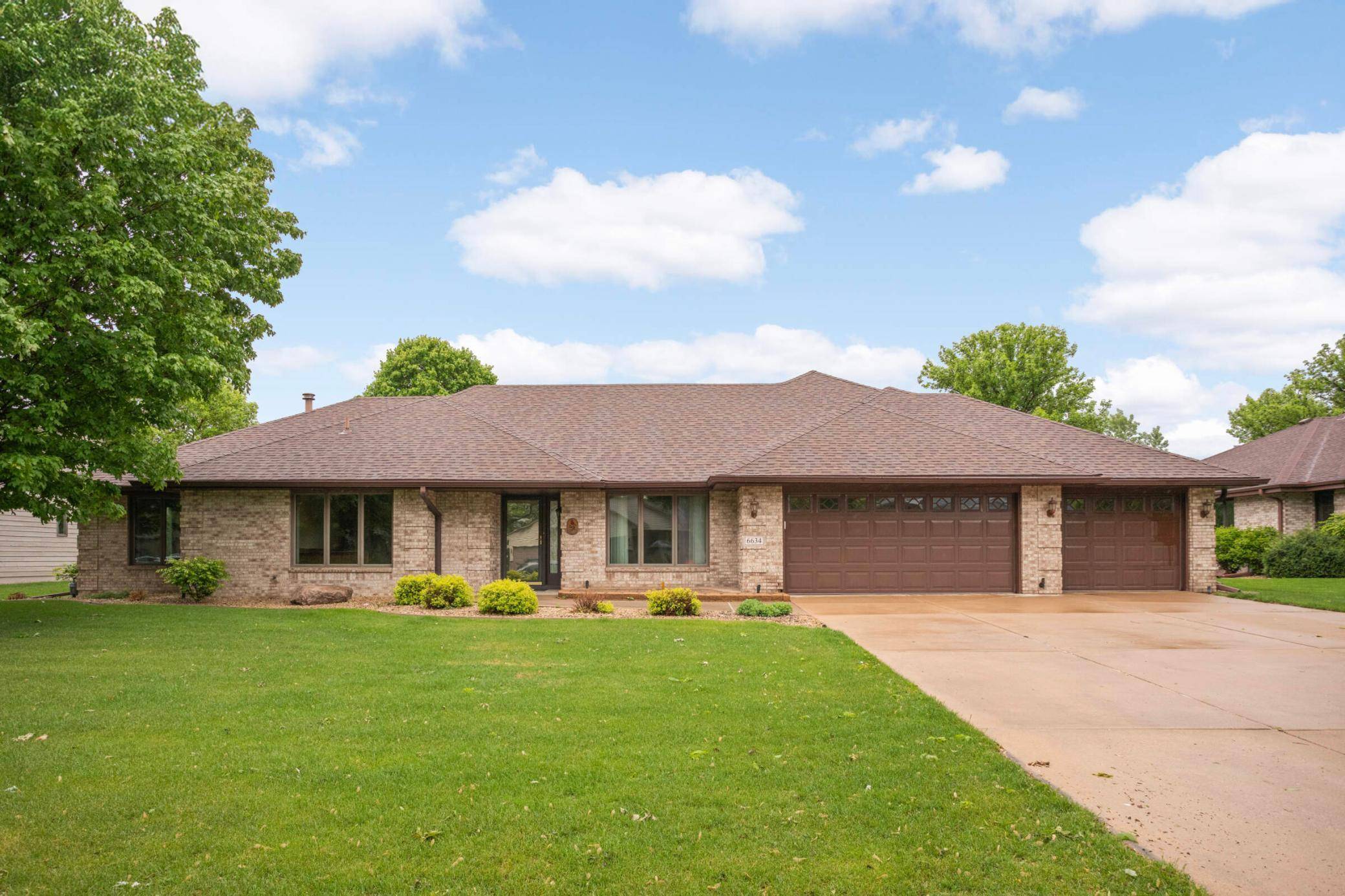 6634 119th PL N, Champlin, MN 55316