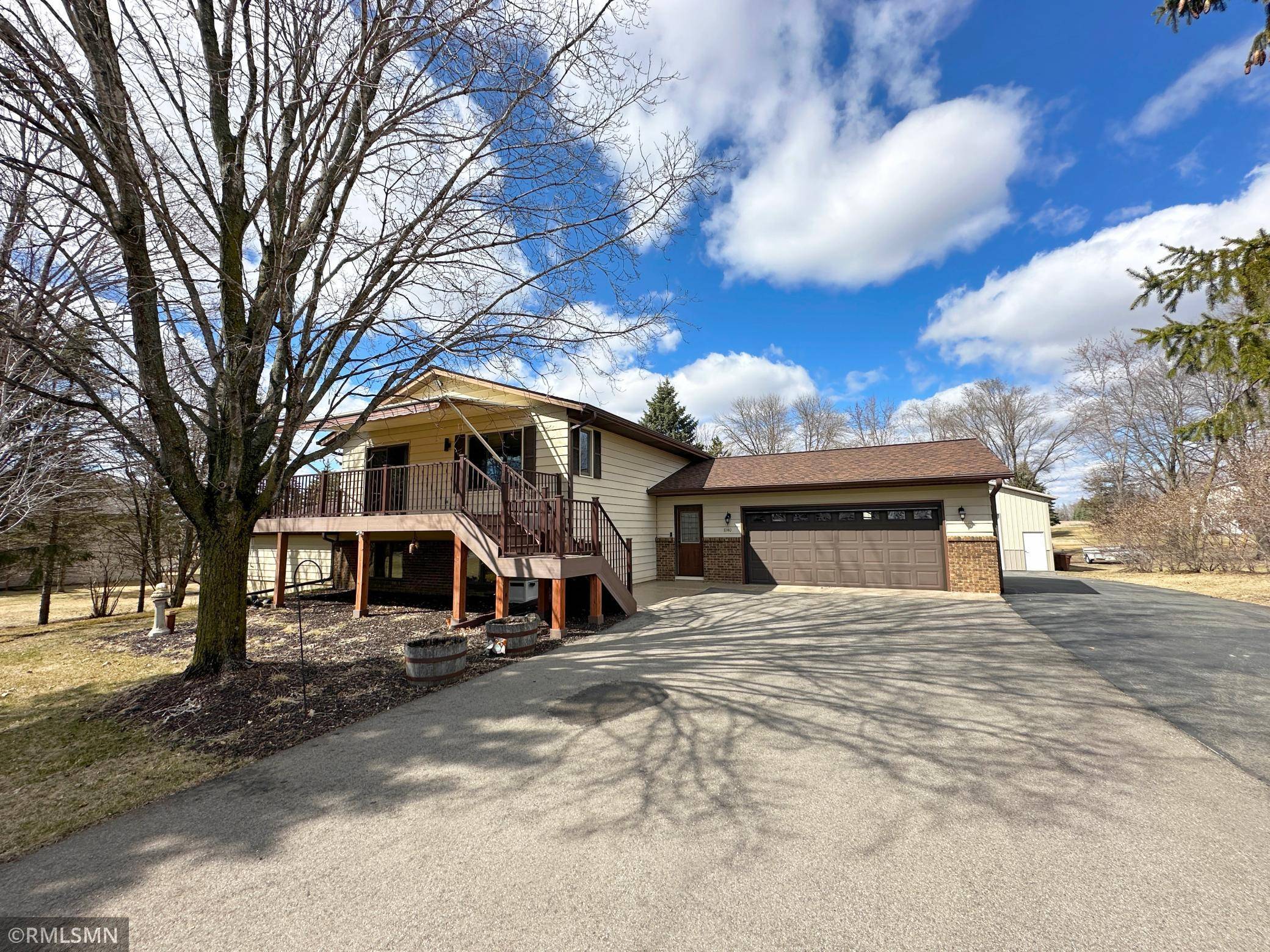 8140 112th ST NW, Annandale, MN 55302