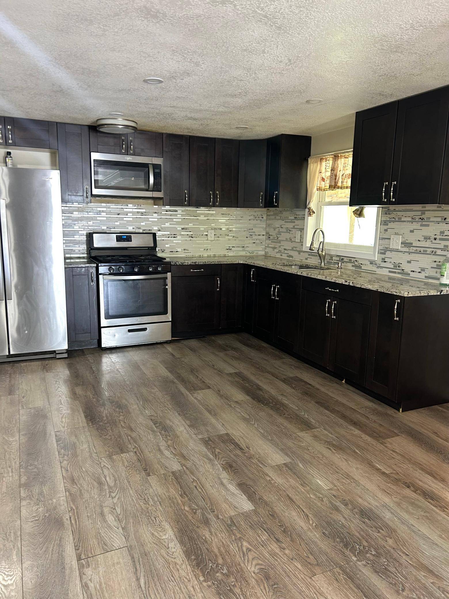 349 NE 2nd ST, Avoca, MN 56114