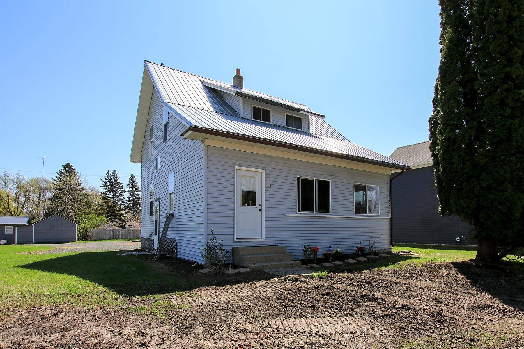 131 2nd ST NE, Buffalo Lake, MN 55314