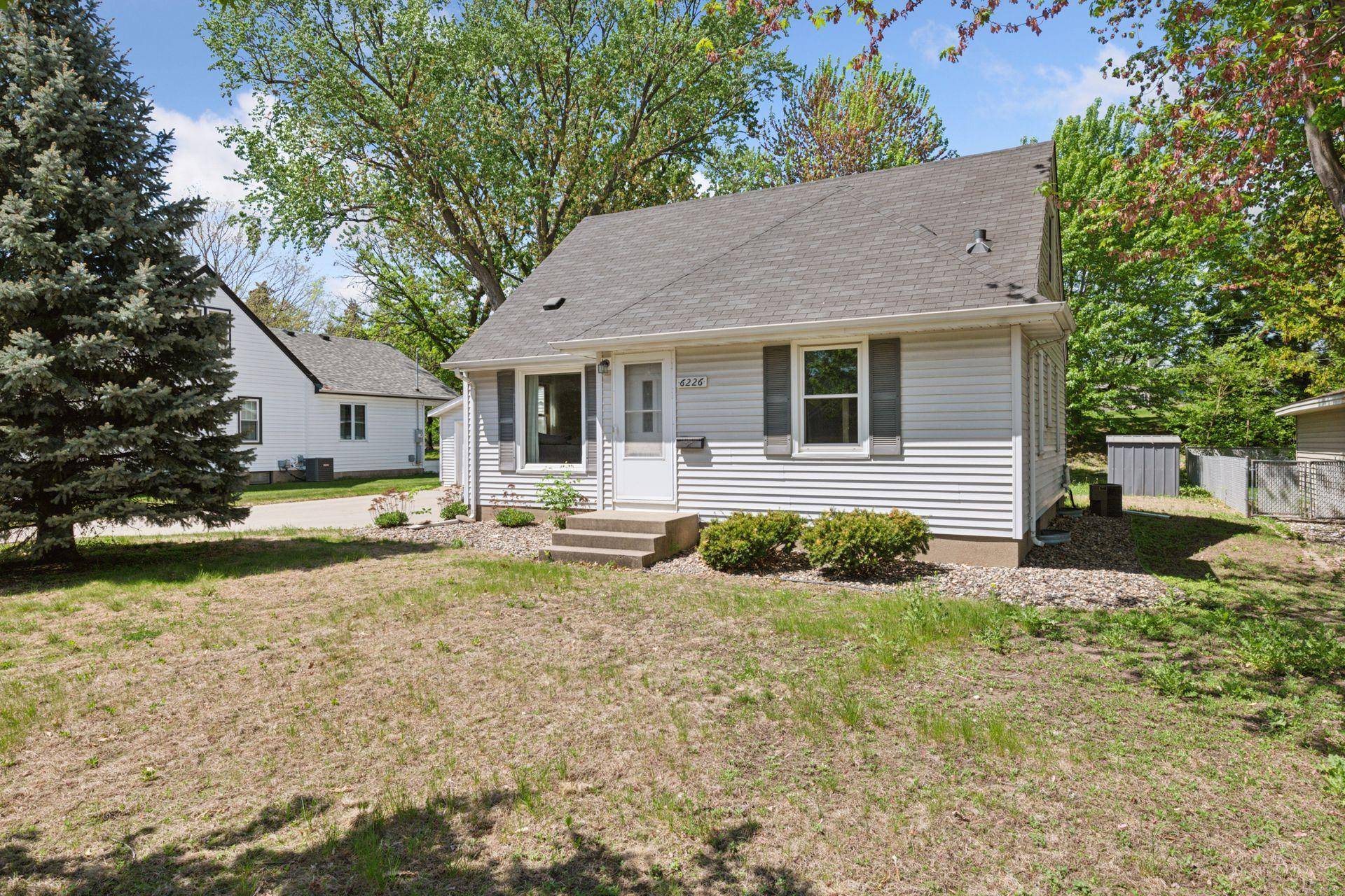 6226 James AVE S, Richfield, MN 55423