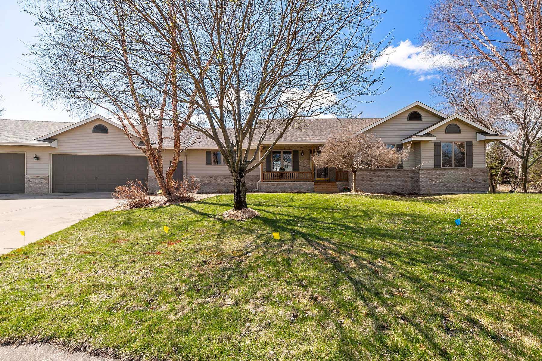 2202 10th Street CIR NE, Buffalo, MN 55313