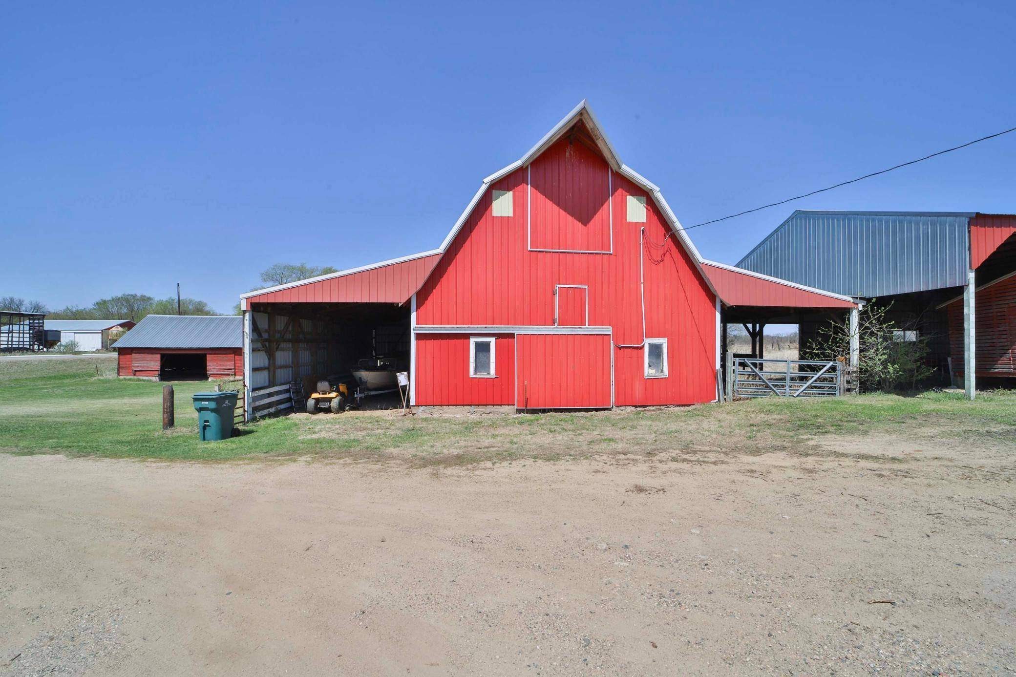 20434 Co Rd 2, Aldrich, MN 56434