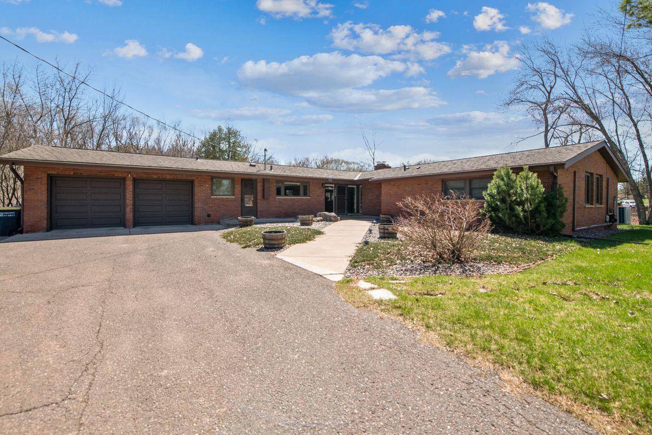 1300 Ellis Avenue, Ashland, WI 54806