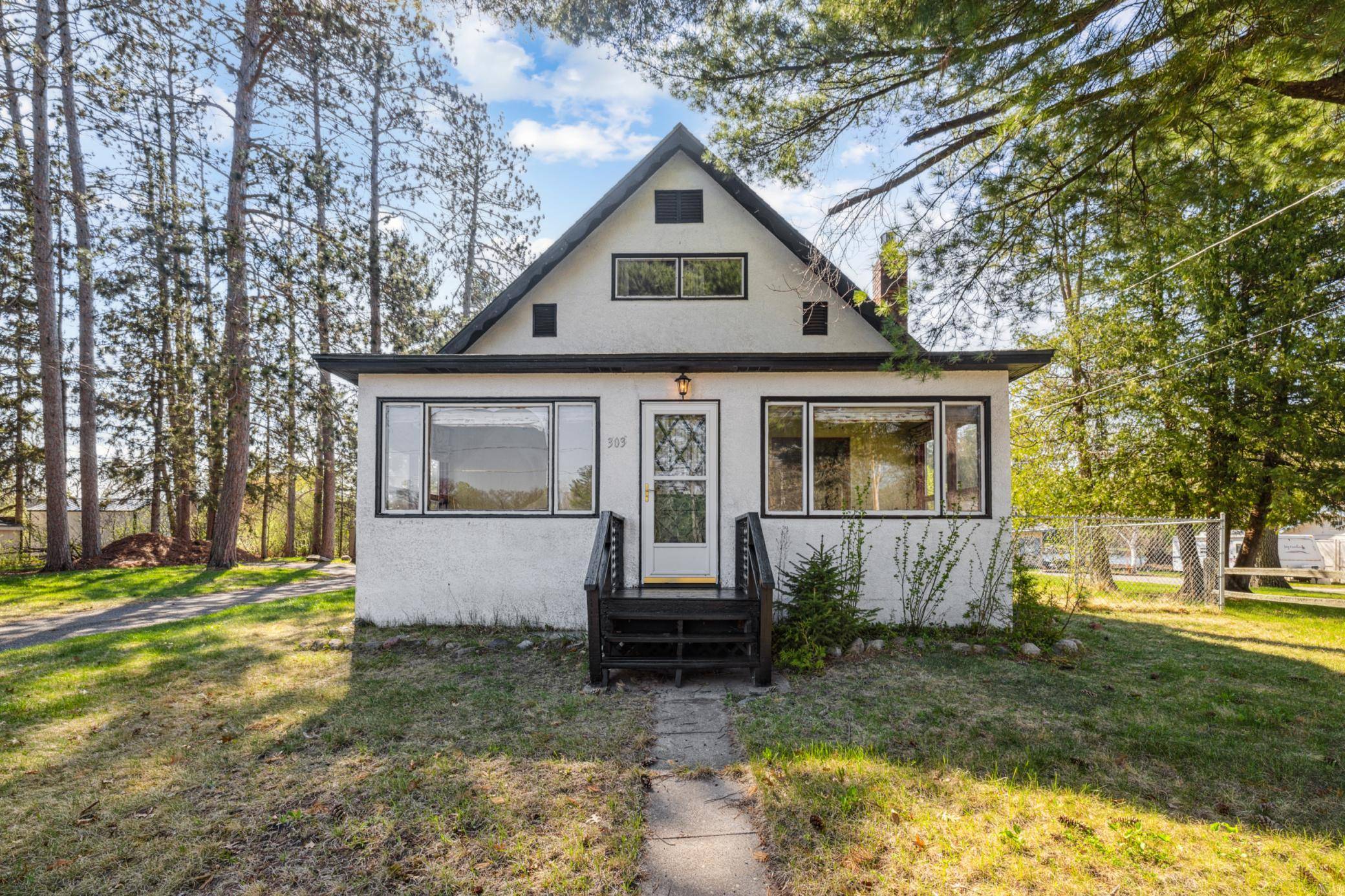 303 5th ST, Pine River, MN 56474