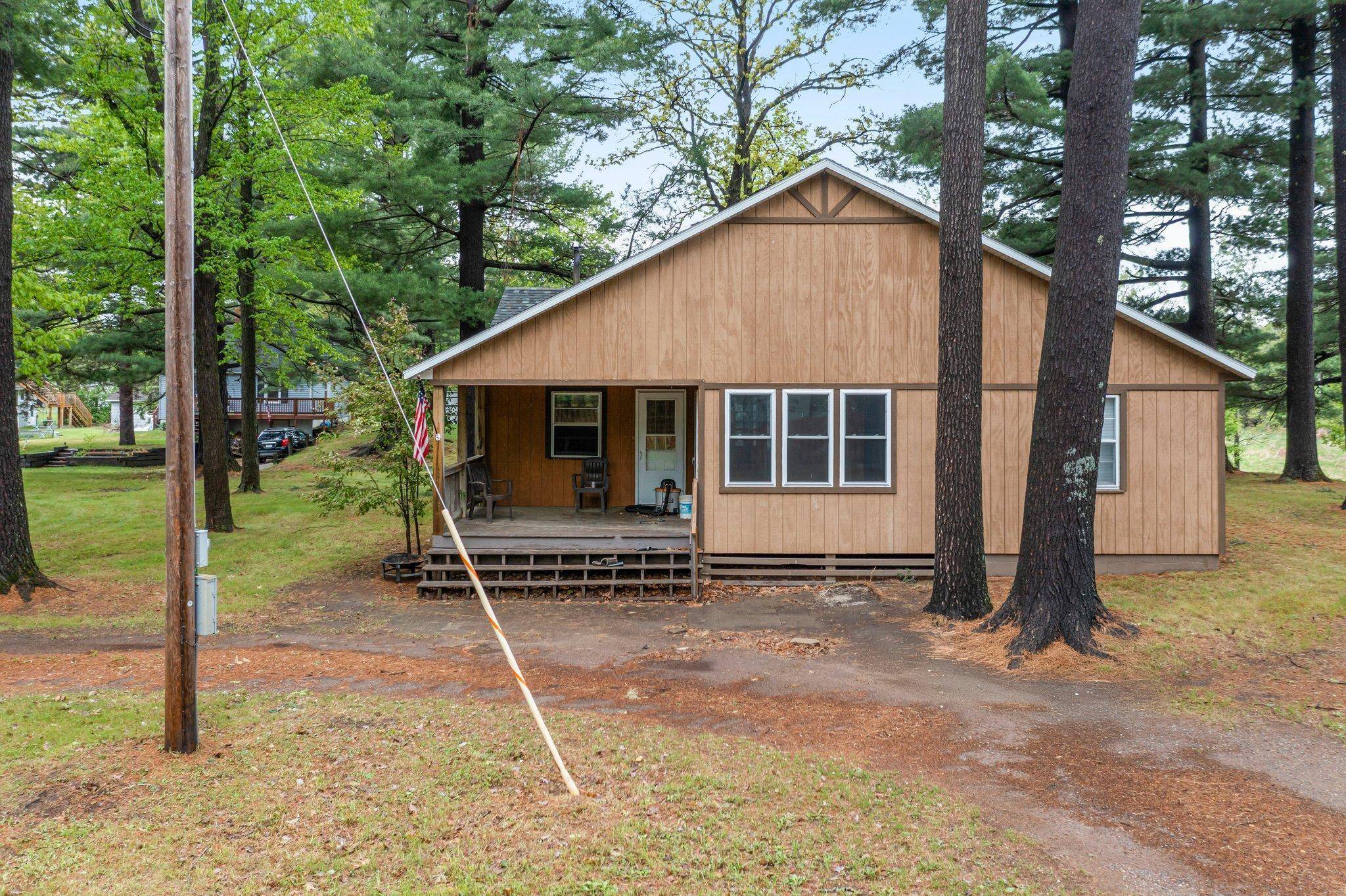 423 Cypress AVE N, Braham, MN 55006