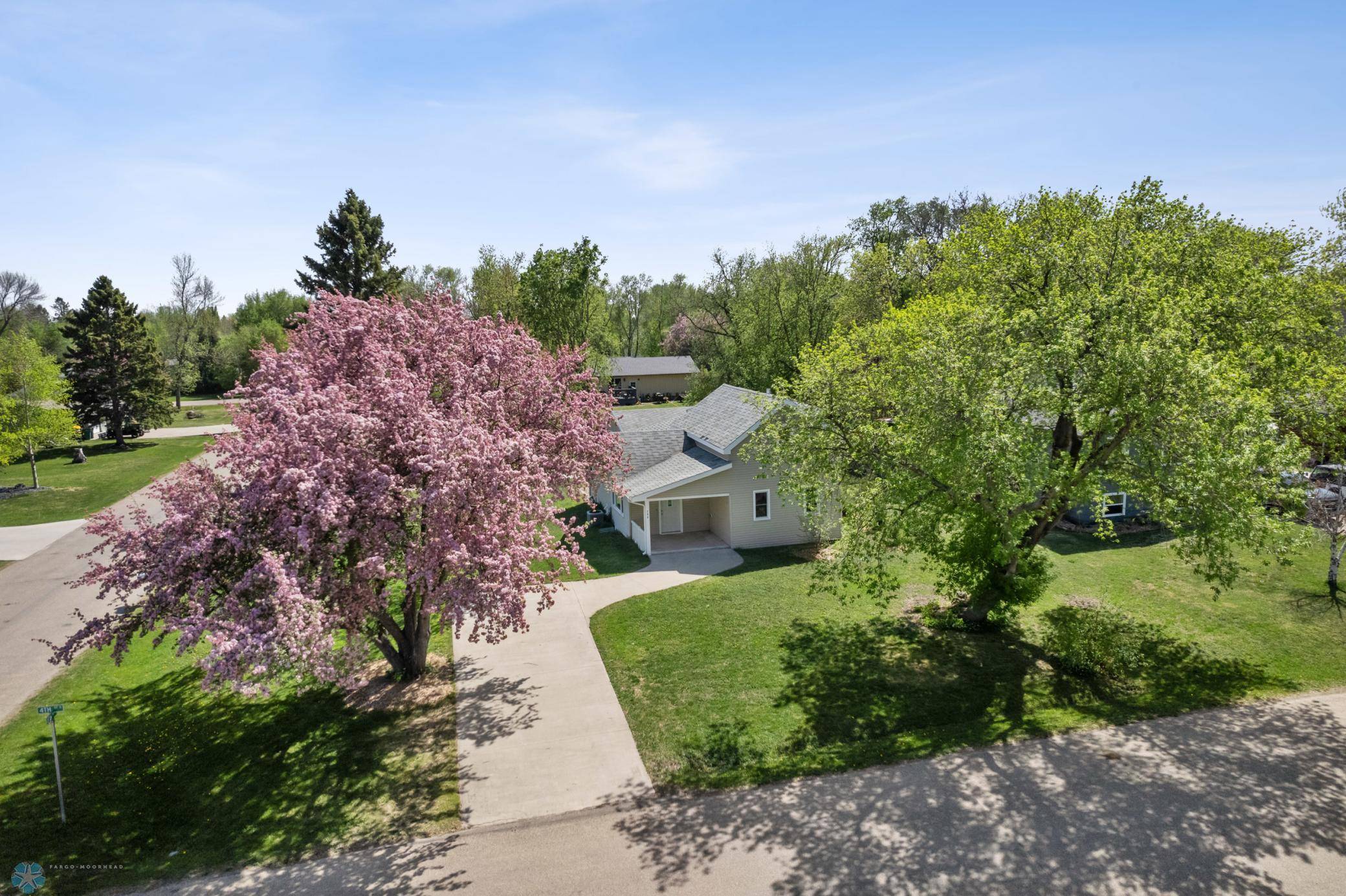 744 4th ST S, Casselton, ND 58012