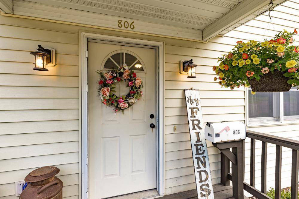 806 Allen ST, Cloquet, MN 55720