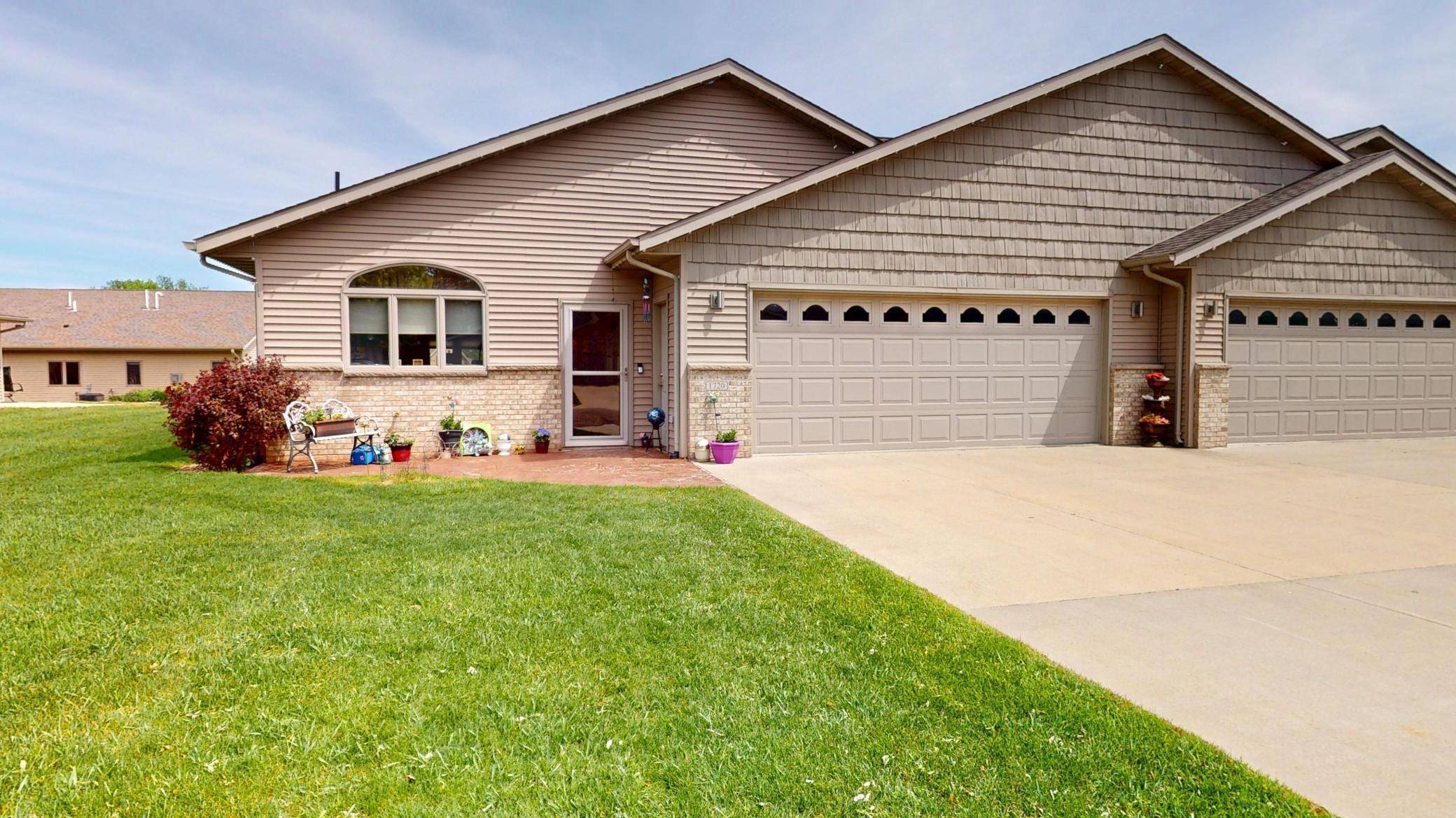 1720 Hale DR, Albert Lea, MN 56007