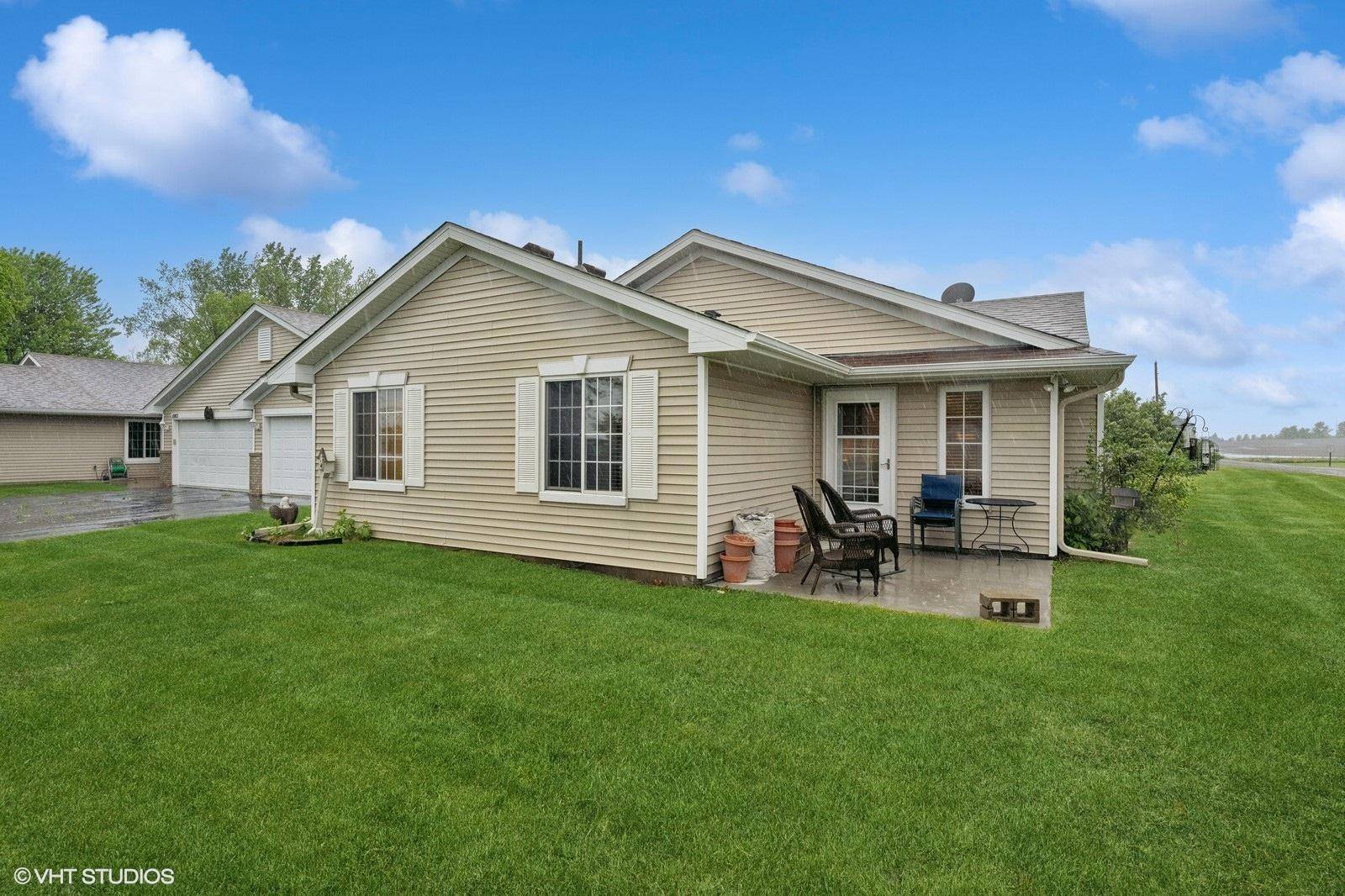 10101 Karston CV NE, Albertville, MN 55301