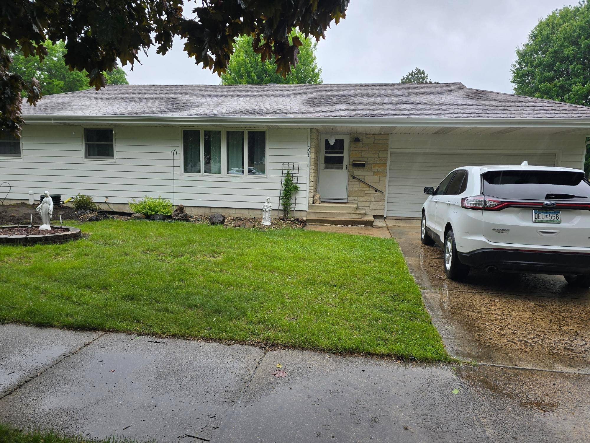 307 NW 5th ST, Adams, MN 55909