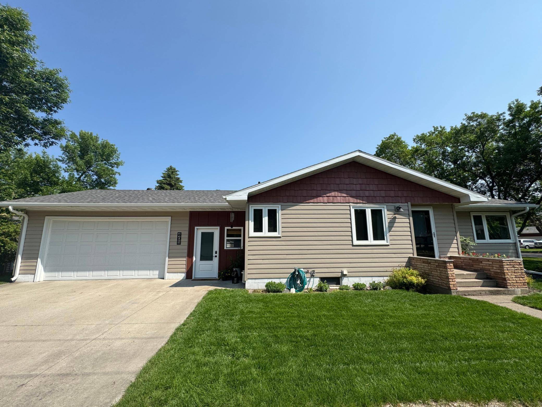 401 5th ST NE, Barnesville, MN 56514