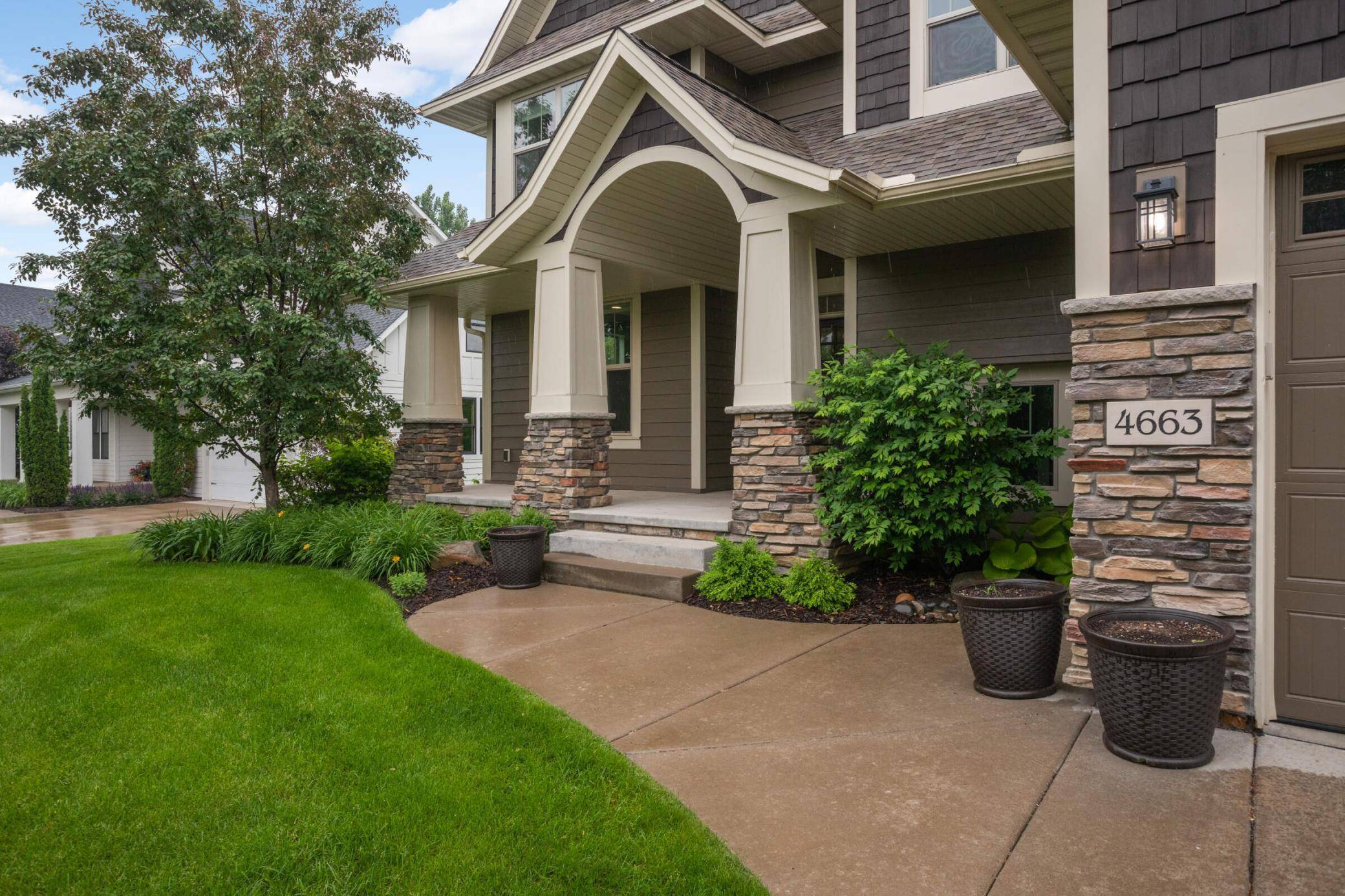 4663 Bluebell TRL N, Medina, MN 55340