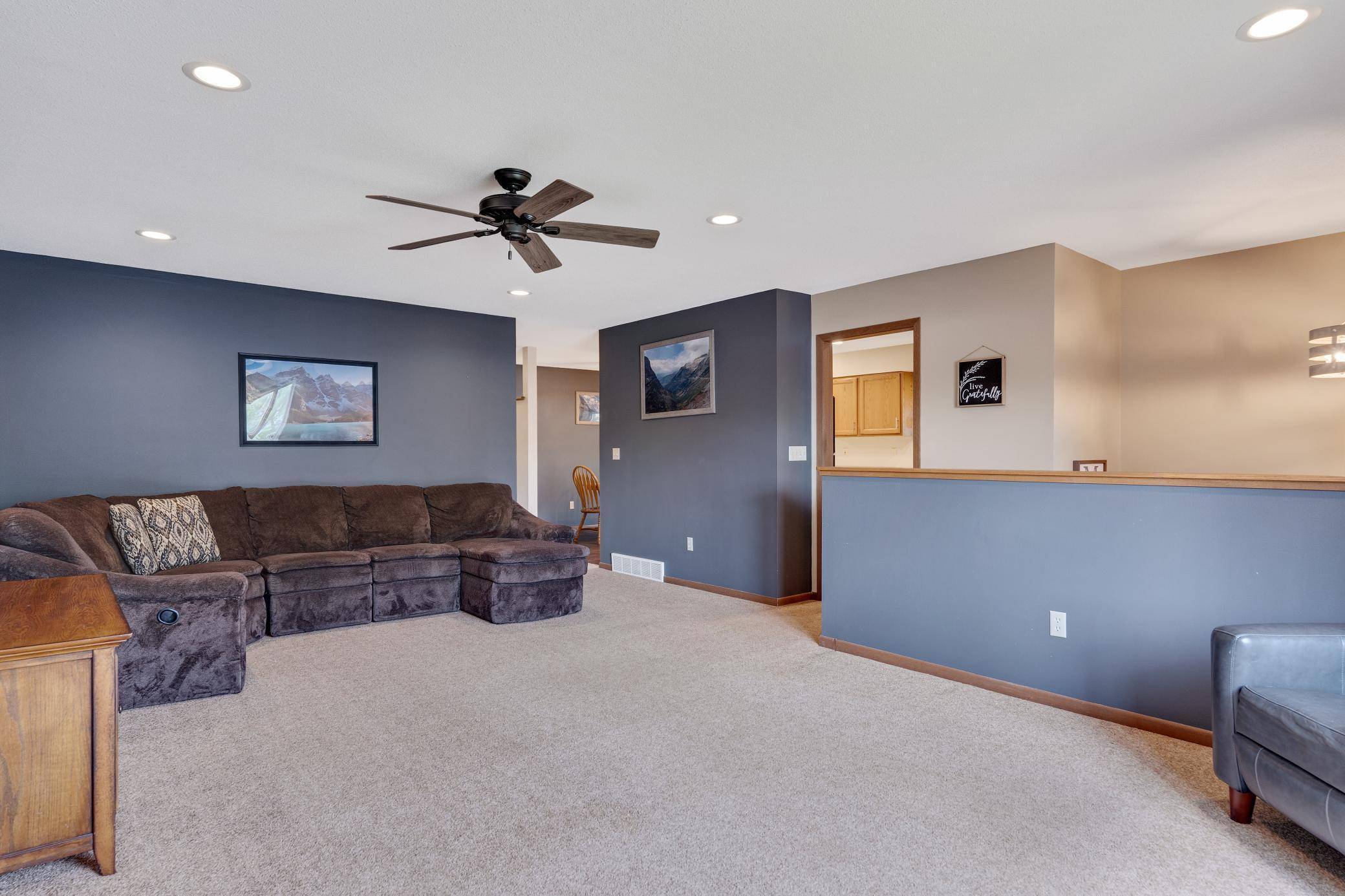 532 S 7th ST, La Crescent, MN 55947