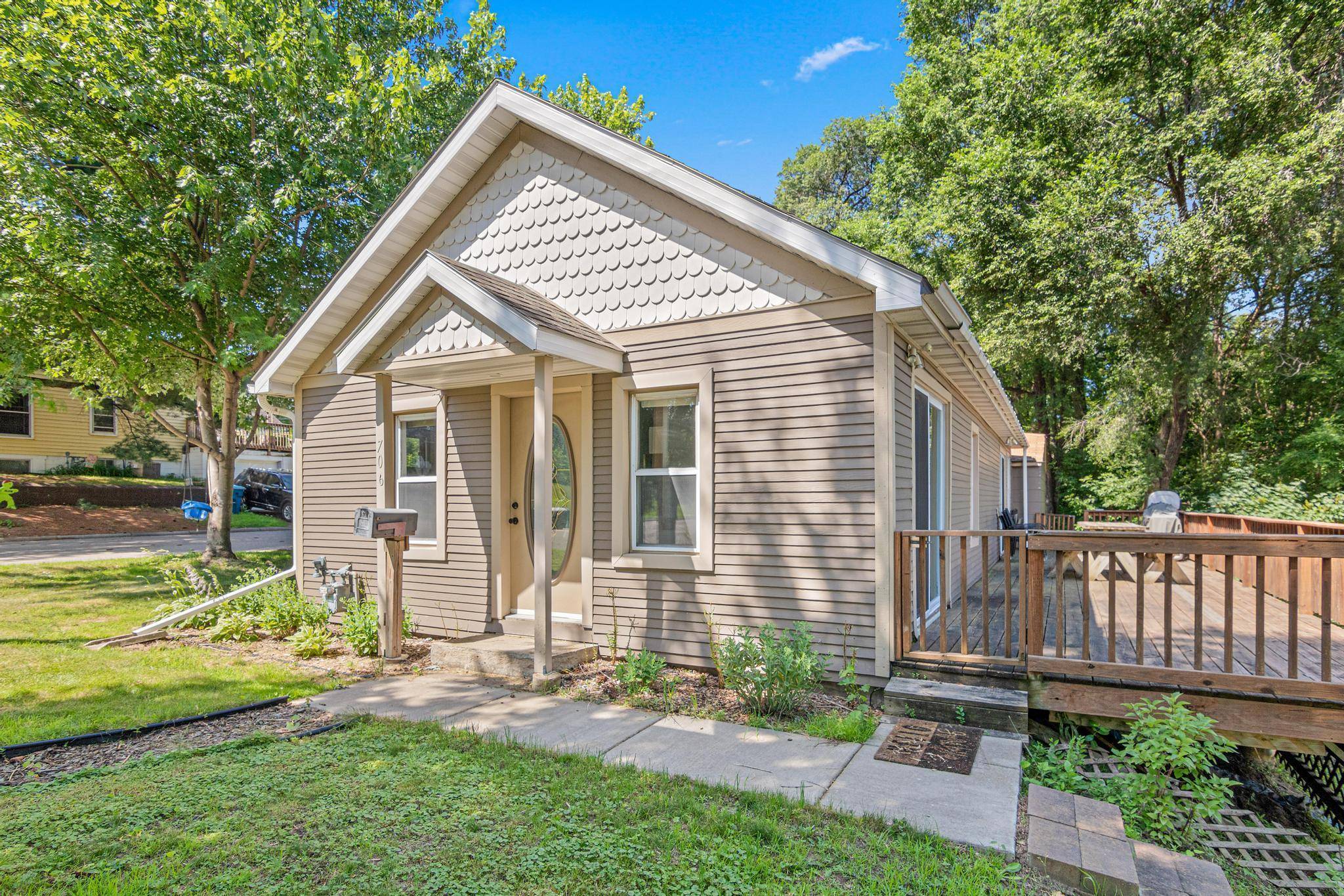 706 2nd AVE NW, New Brighton, MN 55112