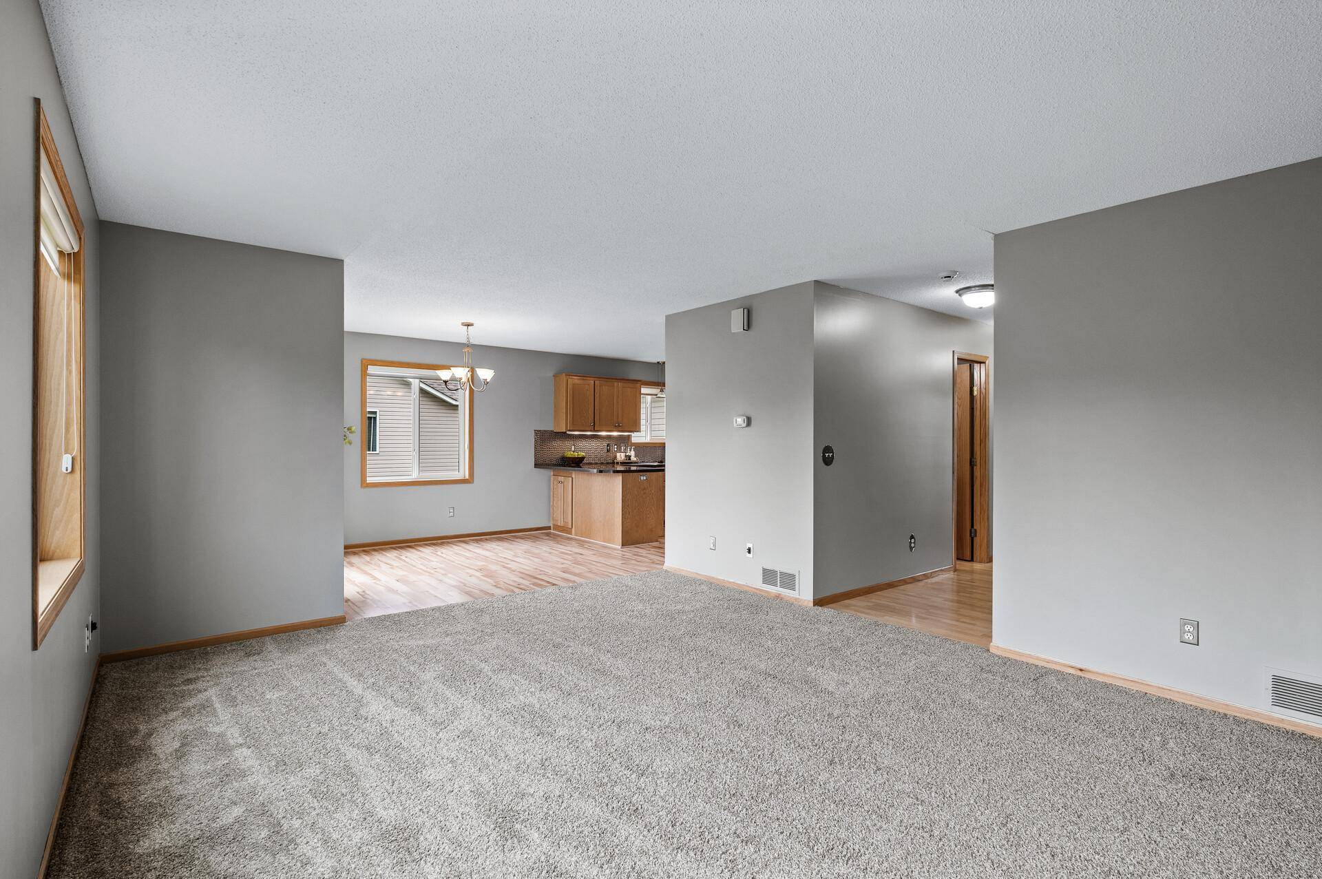 7739 Lancaster AVE NE, Albertville, MN 55301
