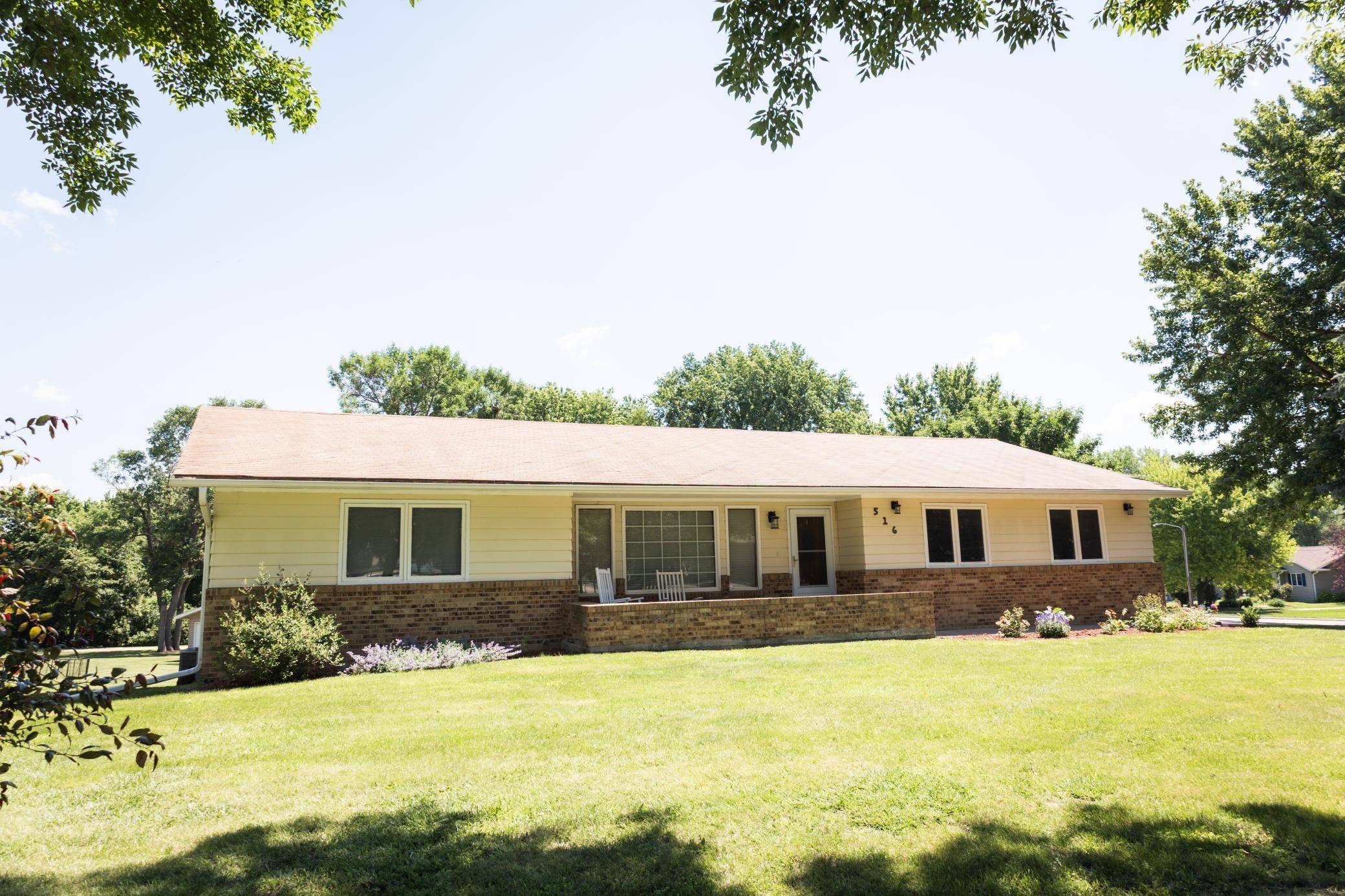516 Pennsylvania AVE, Adrian, MN 56110