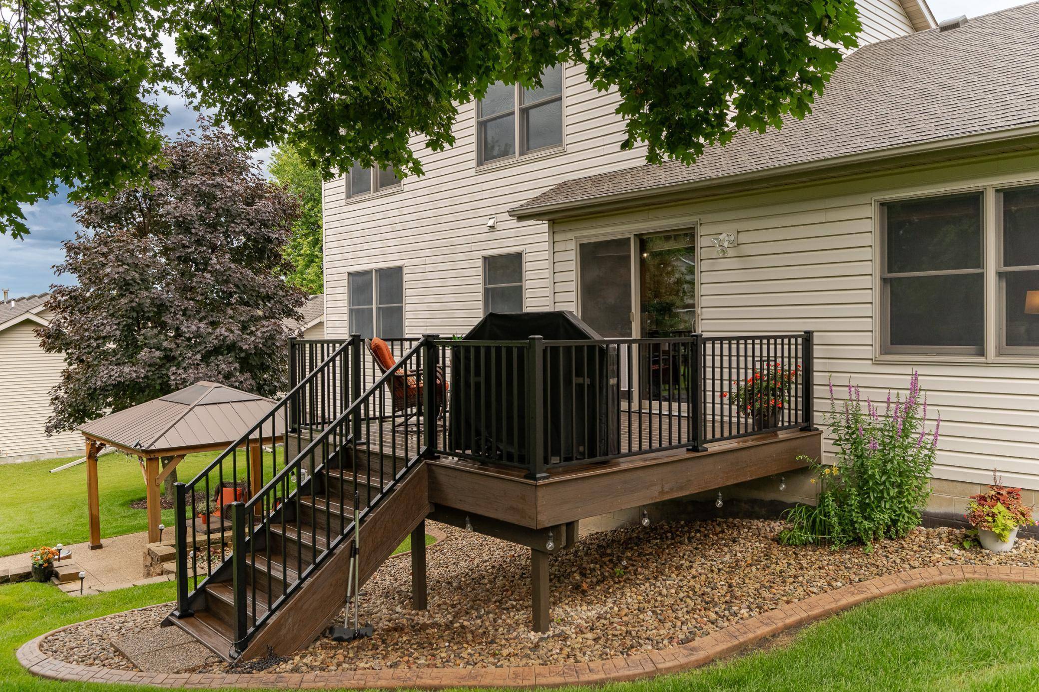 414 9th ST NW, Byron, MN 55920