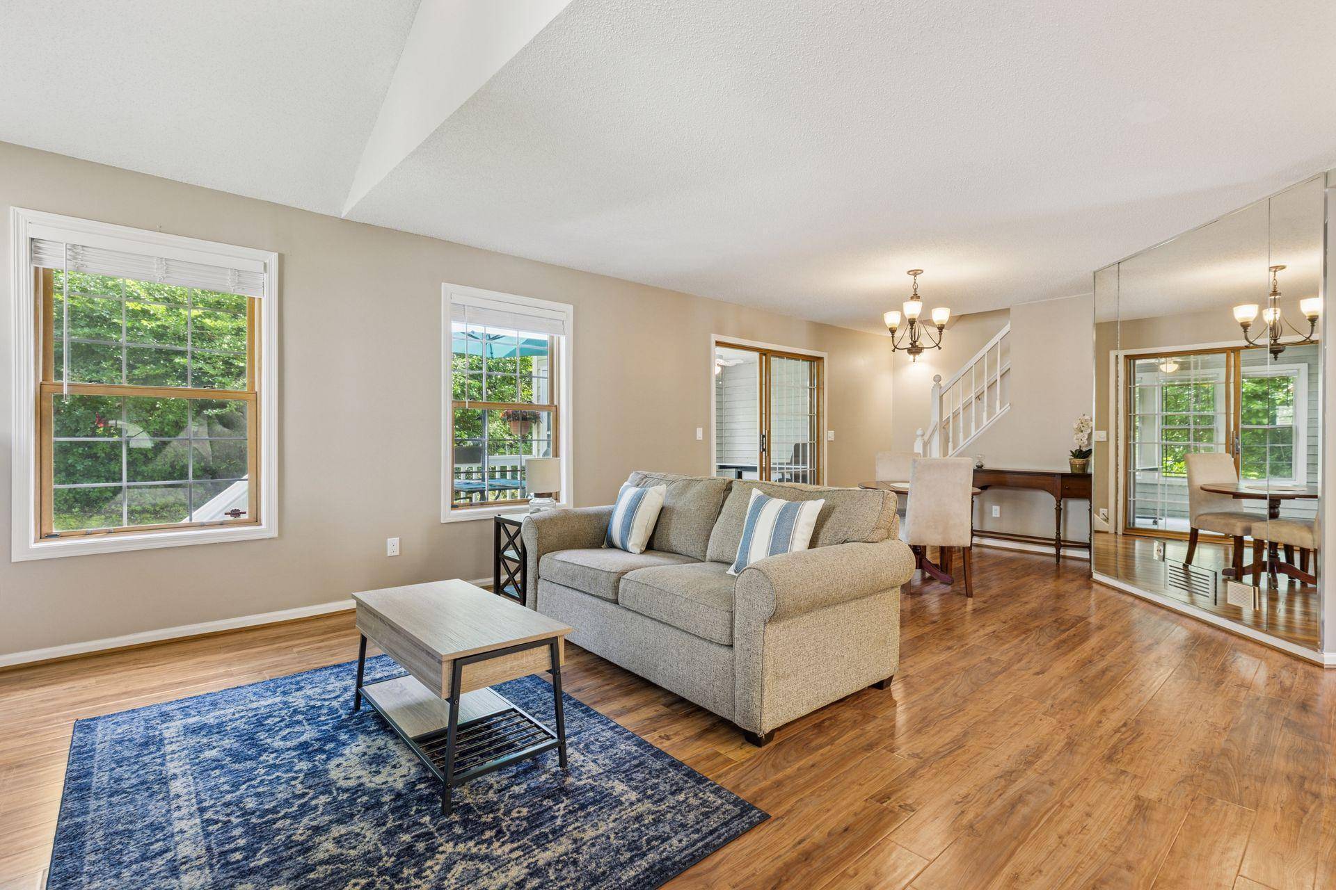 17137 Sandy LN, Minnetonka, MN 55345