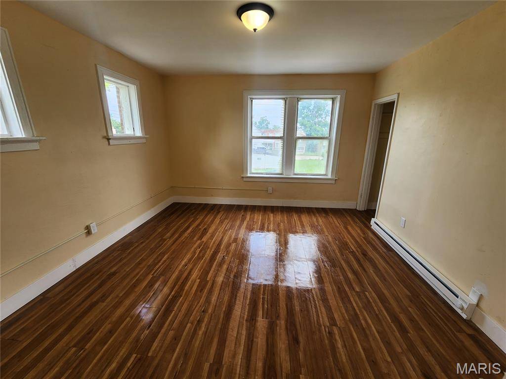 4710 Highland AVE, St Louis, MO 63113