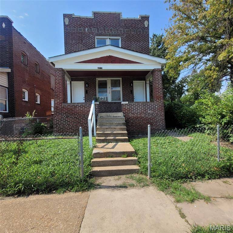 4710 Highland AVE, St Louis, MO 63113