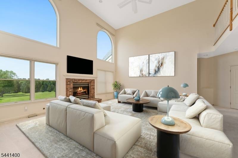 3 Stark Ct, Raritan Twp., NJ 08551