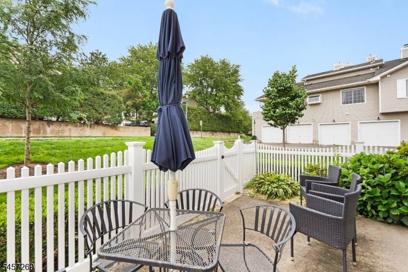 11 Ashley Court, Bedminster Twp., NJ 07921