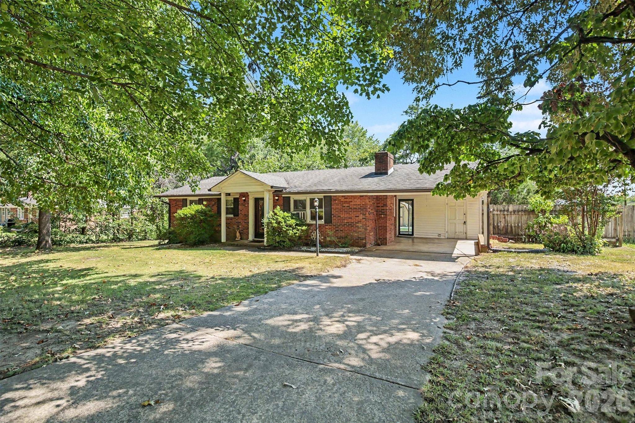 3932 Yokley ST, Winston Salem, NC 27107
