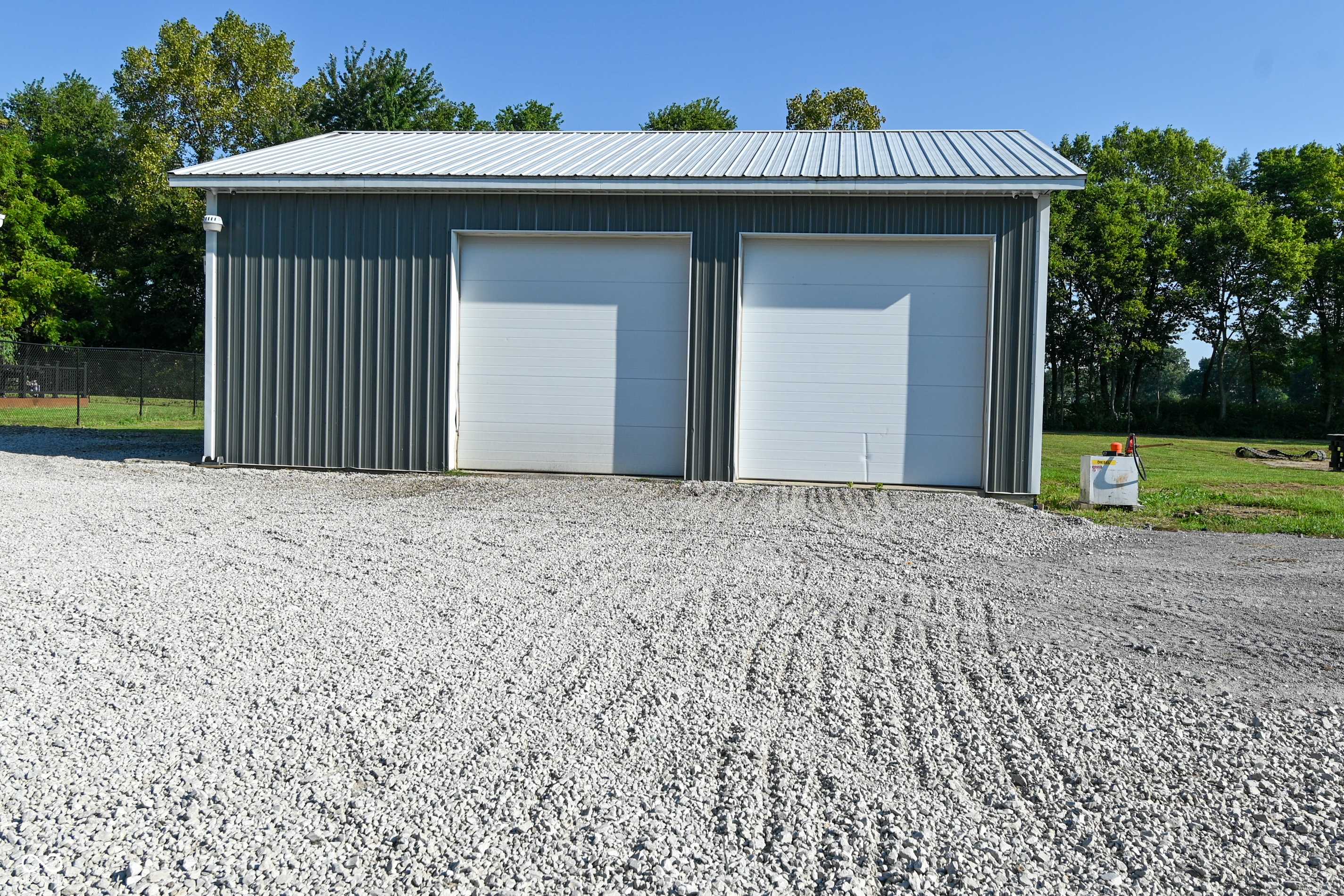 1196 E County Road 500 N, Danville, IN 46122