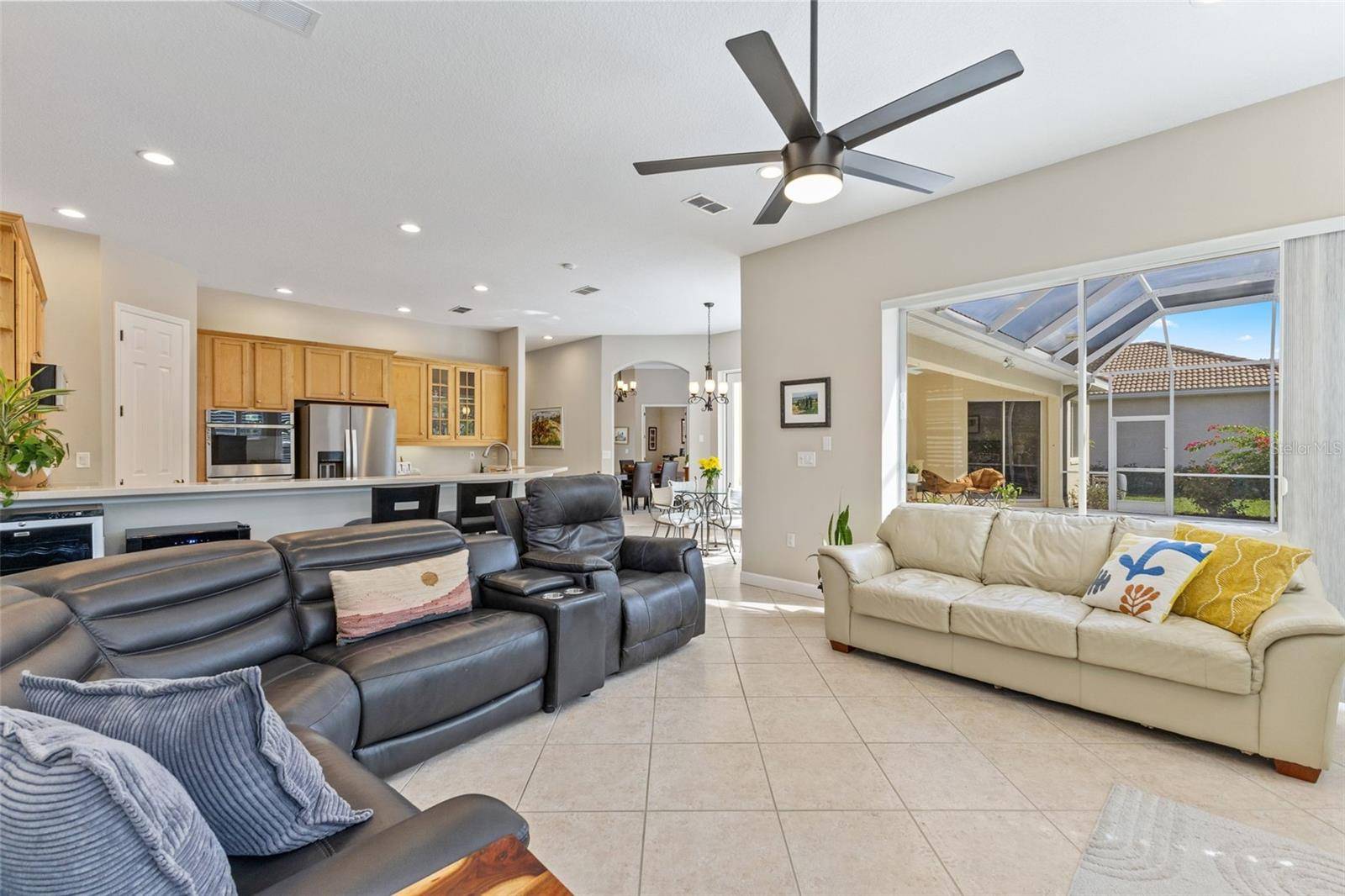6840 COYOTE RIDGE CT, Bradenton, FL 34201
