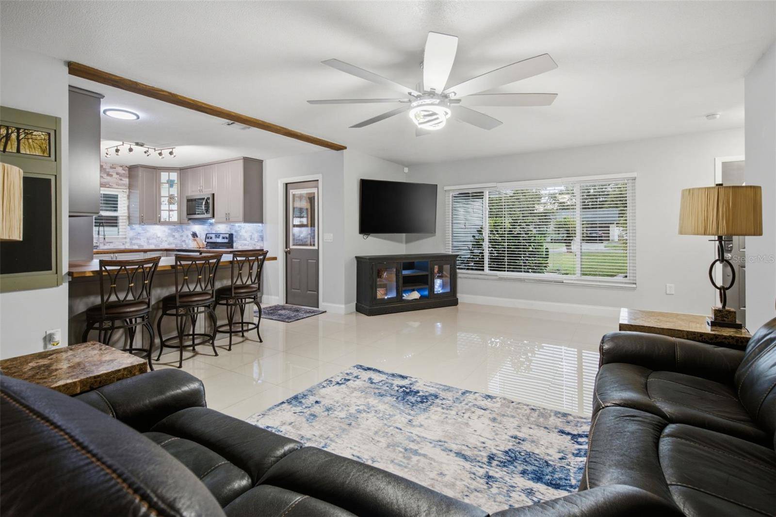 5325 JAMES RD, Fruitland Park, FL 34731