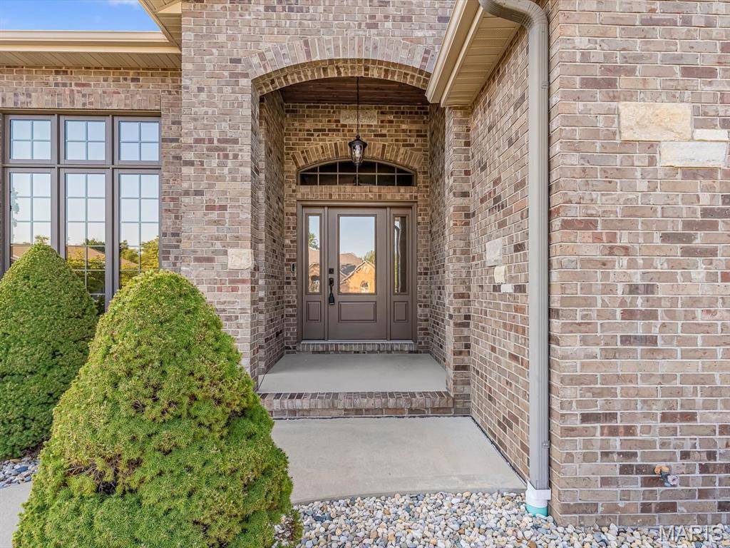 5205 Fox CV, Edwardsville, IL 62025