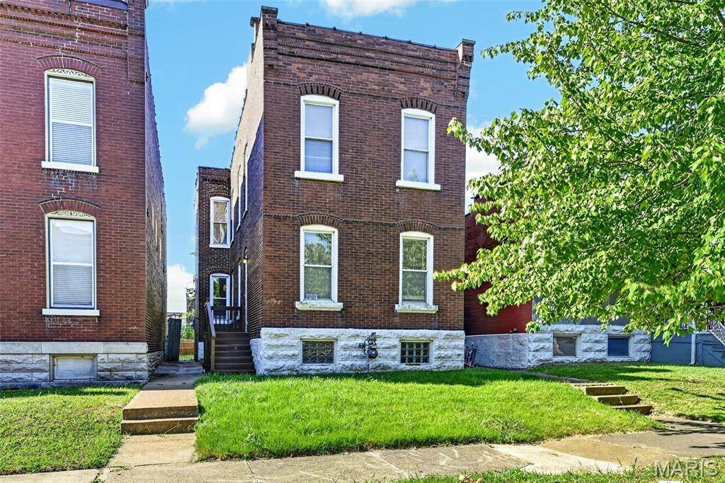 3438 Dunnica AVE, St Louis, MO 63118