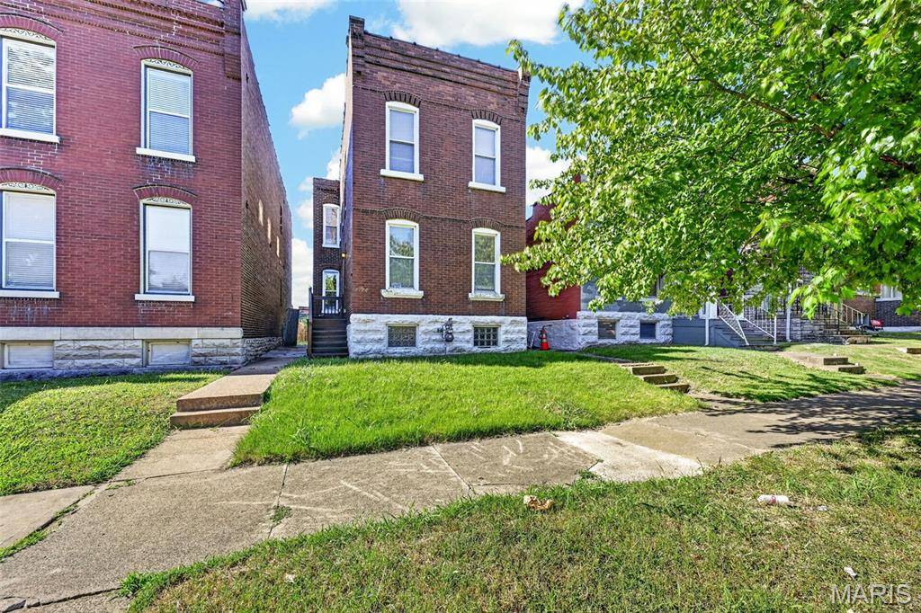 3438 Dunnica AVE, St Louis, MO 63118