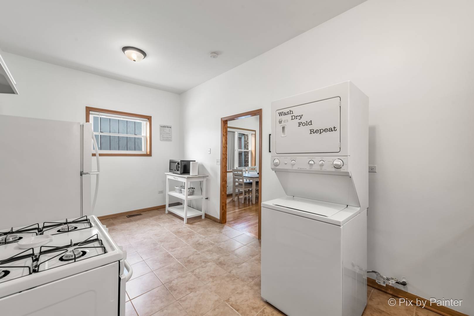 3305 S Bell AVE, Chicago, IL 60608