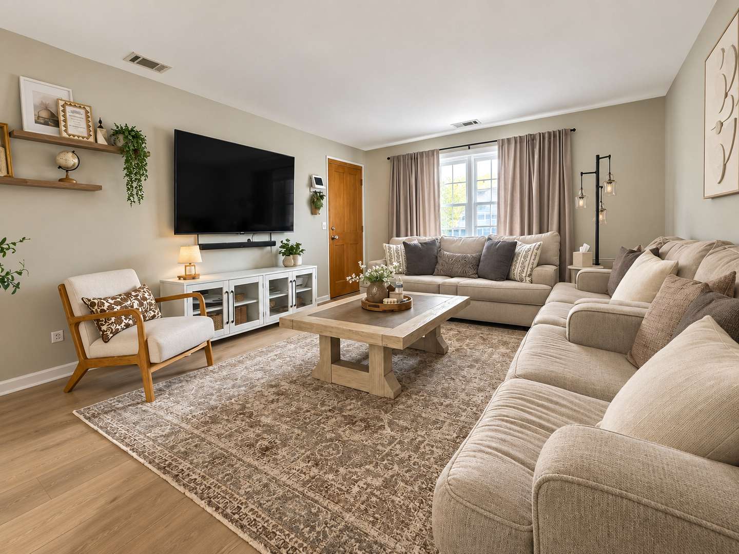 6743 W Irving Park RD #202, Chicago, IL 60634
