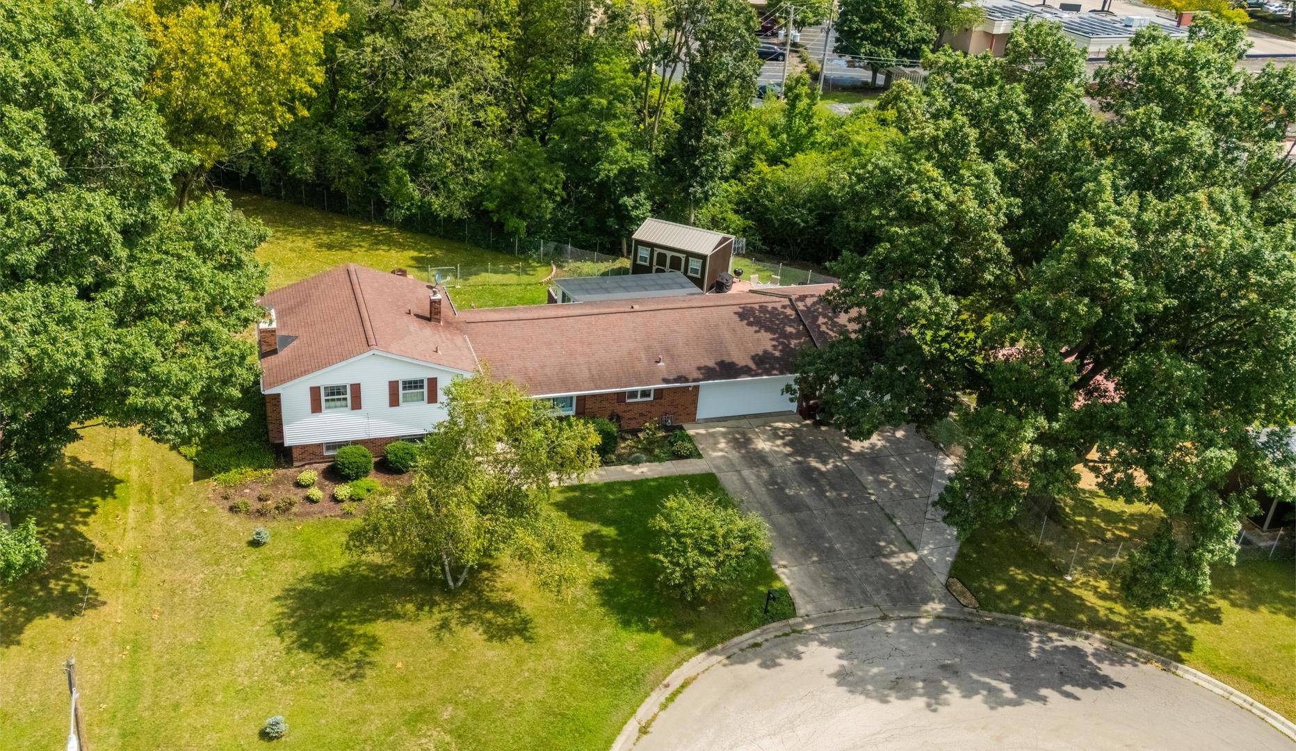 203 Wood RD, Rockford, IL 61107