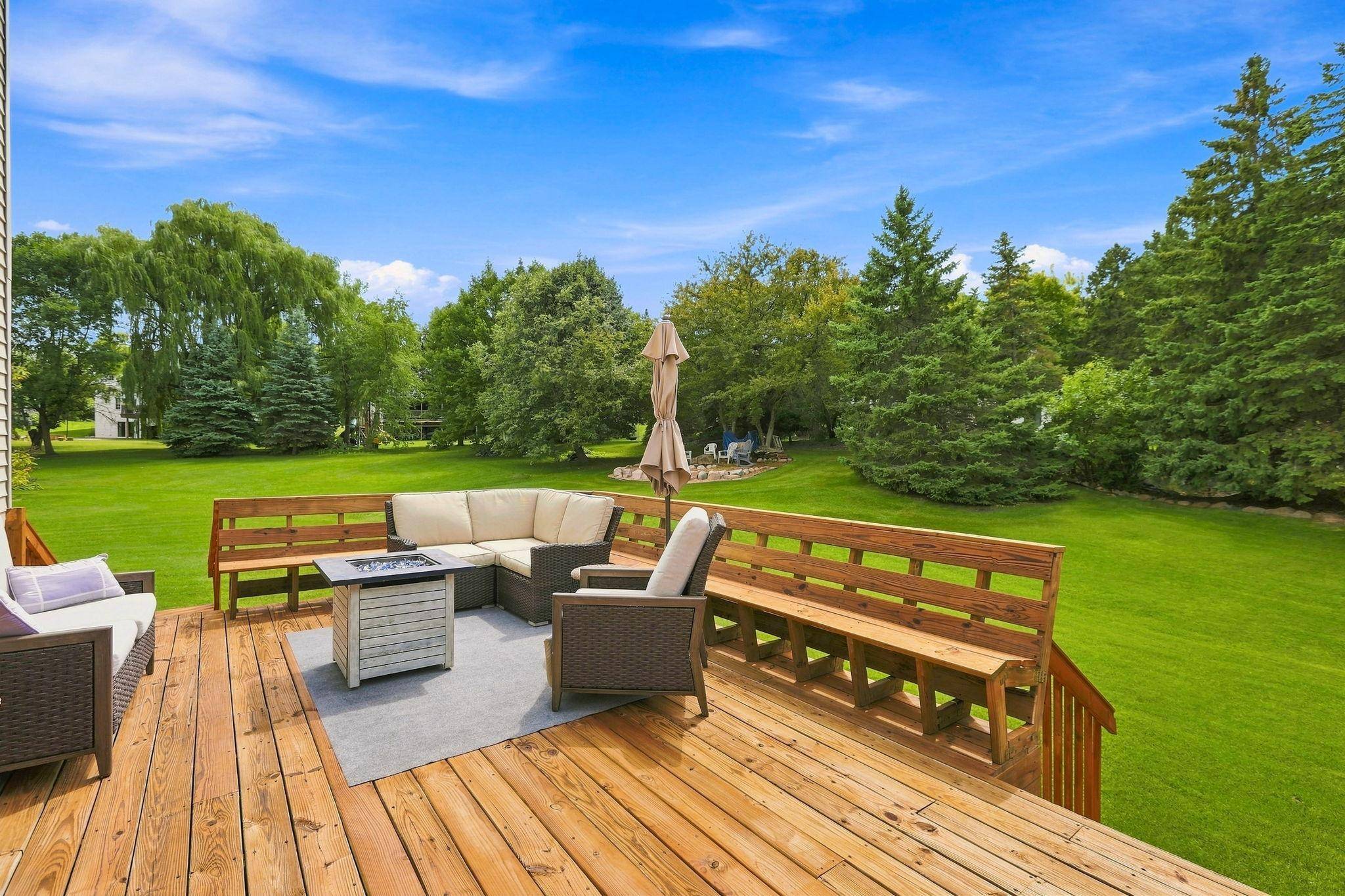 14335 48th AVE N, Plymouth, MN 55446
