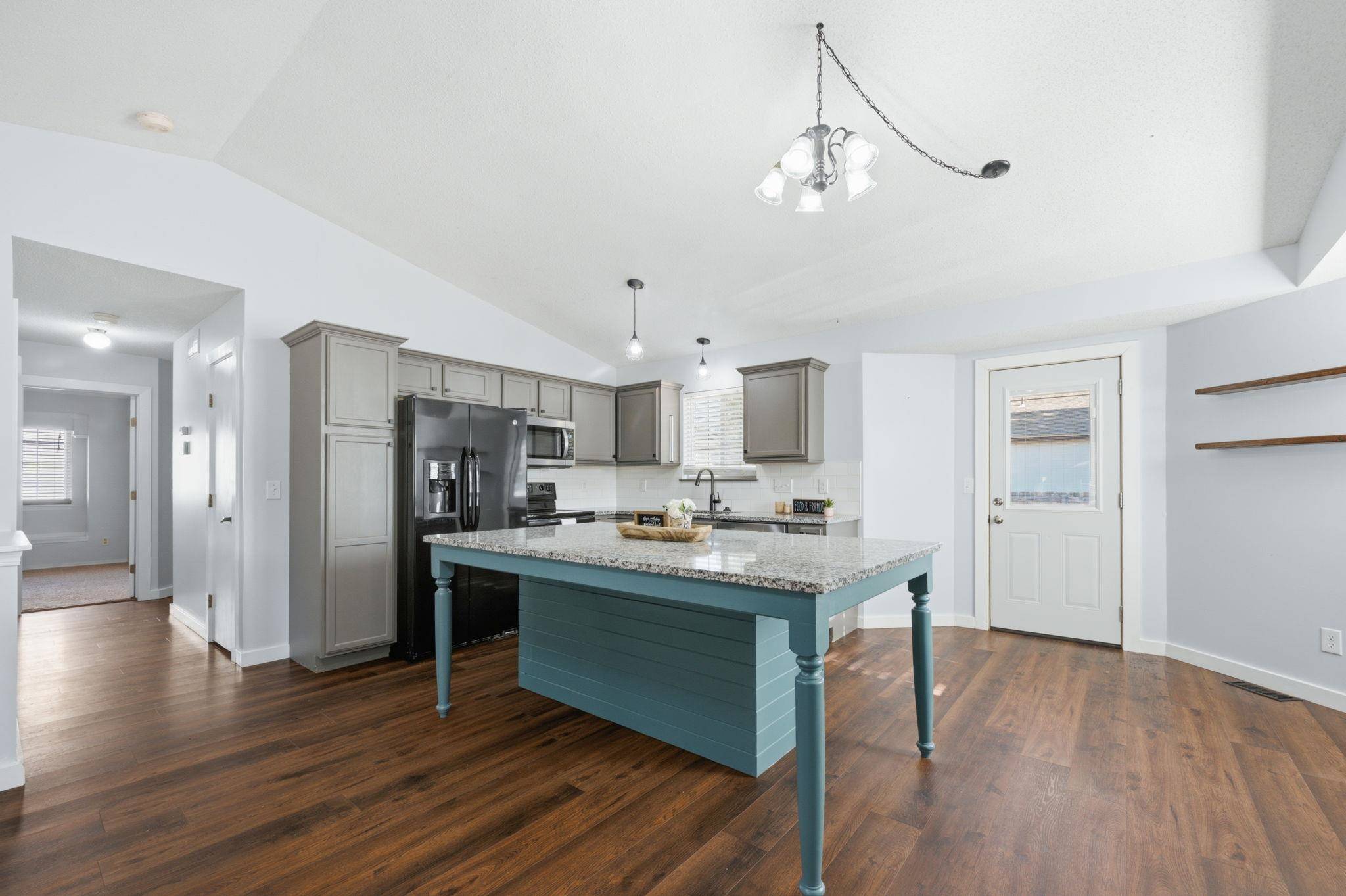 11706 W Westport, Wichita, KS 67212