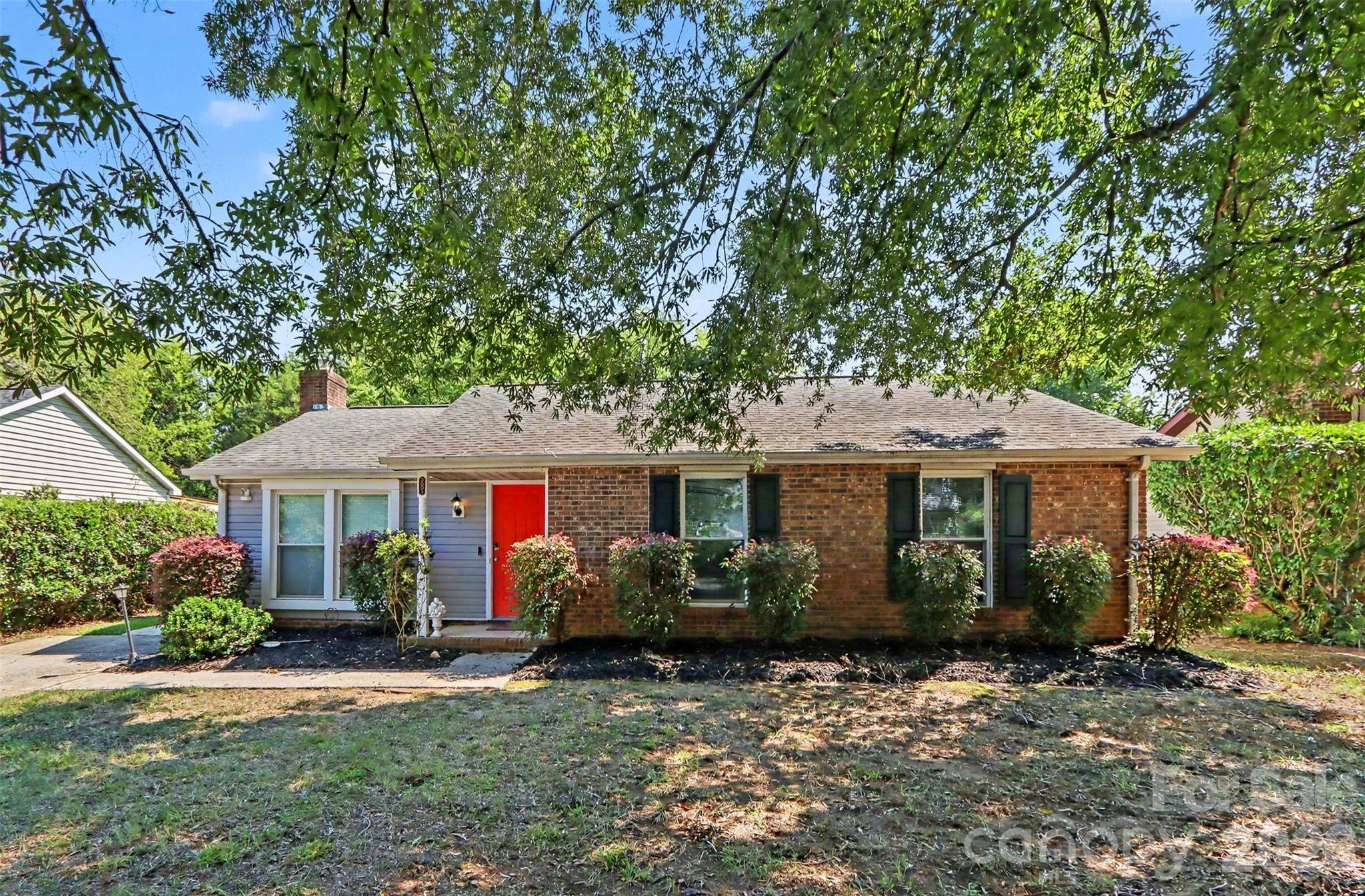3001 Old House CIR, Matthews, NC 28105