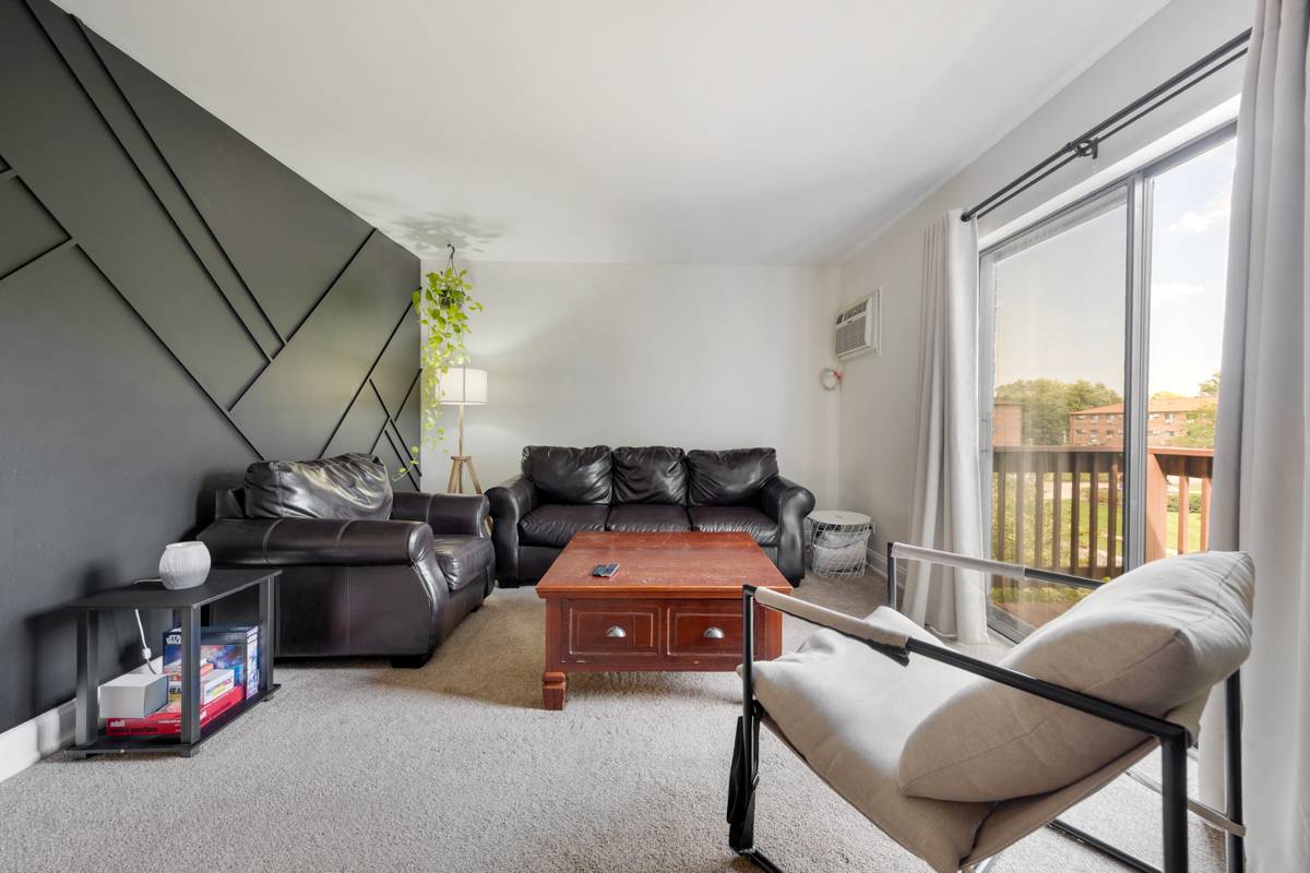 1110 Cedar ST #3B, Glendale Heights, IL 60139