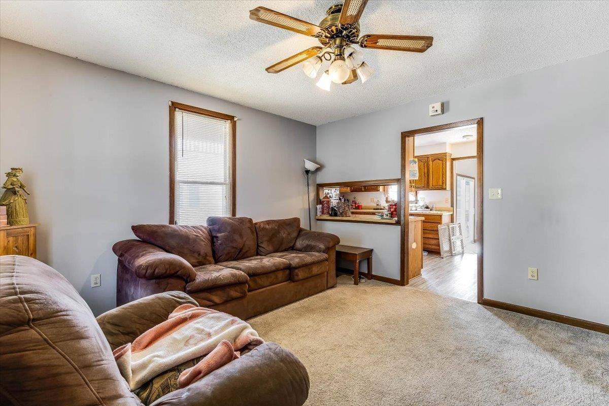 501 Old Main Street, Newton, KS 67114