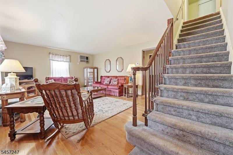 10 Glendale St, Nutley Twp., NJ 07110