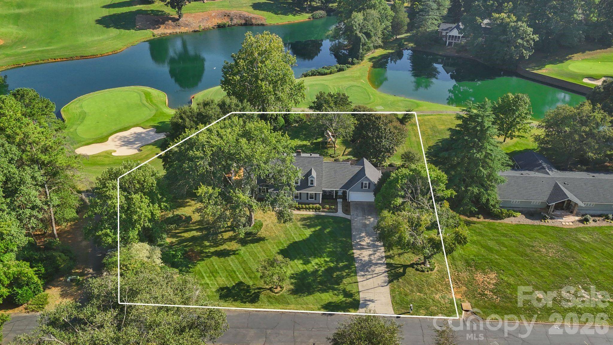2593 Birdie LN NE, Conover, NC 28613
