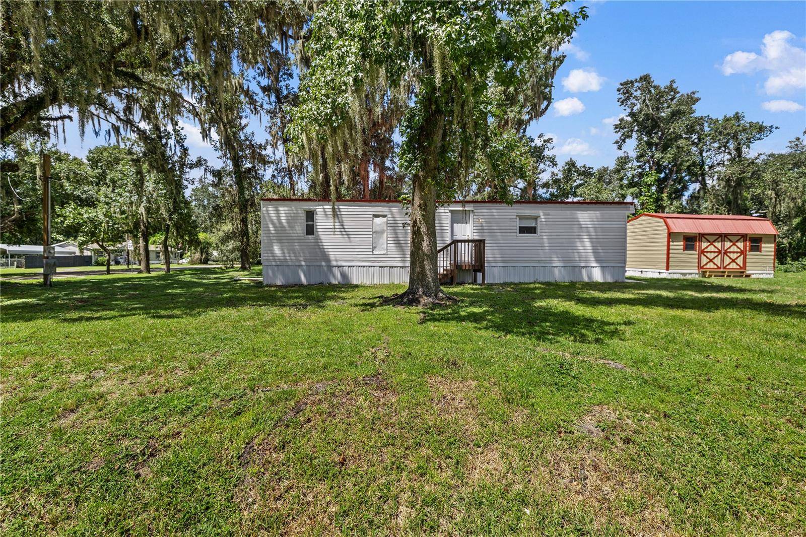 3809 JERRY SMITH RD, Dover, FL 33527