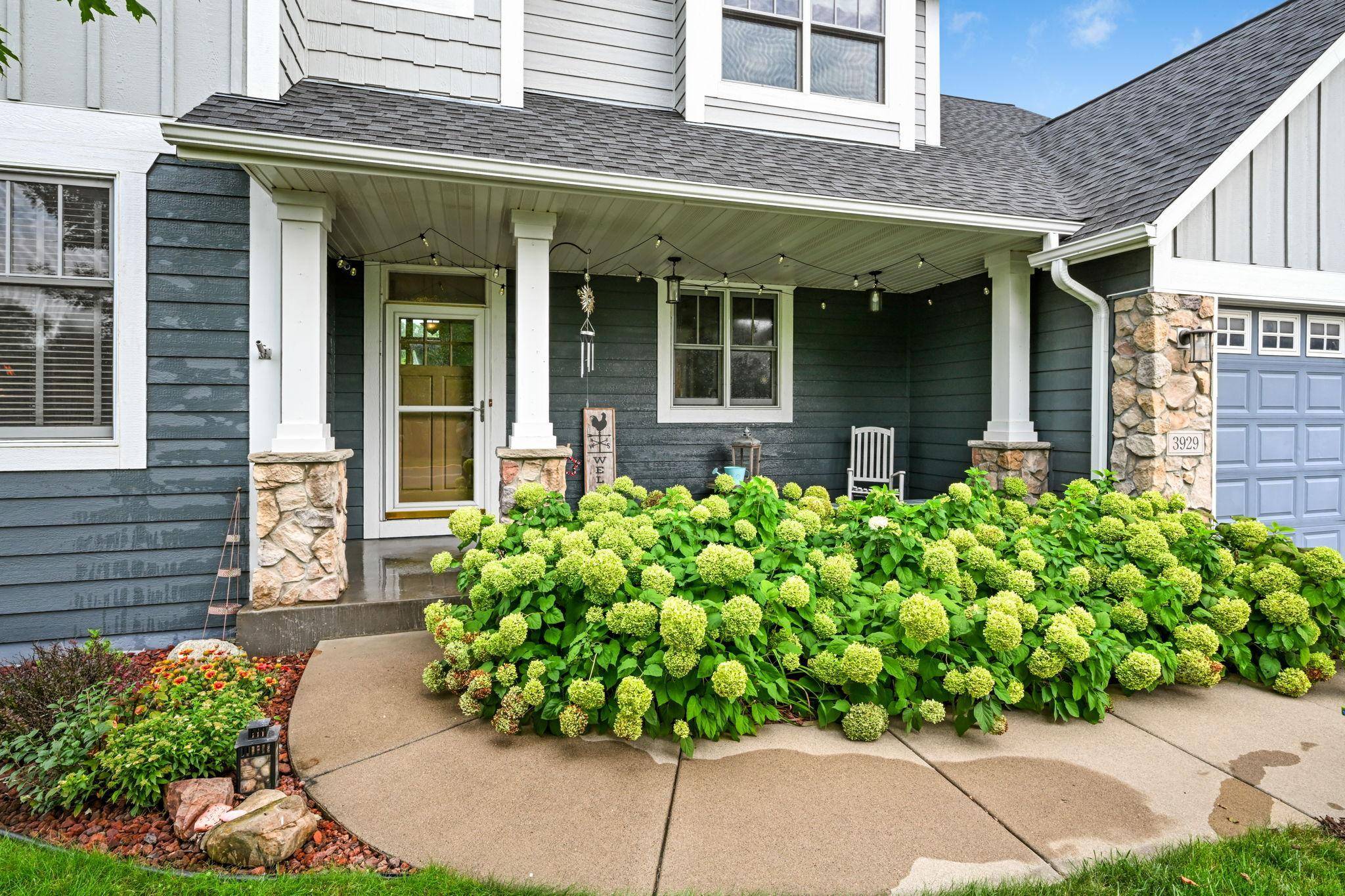 3929 Evermoor Pkwy, Rosemount, MN 55068
